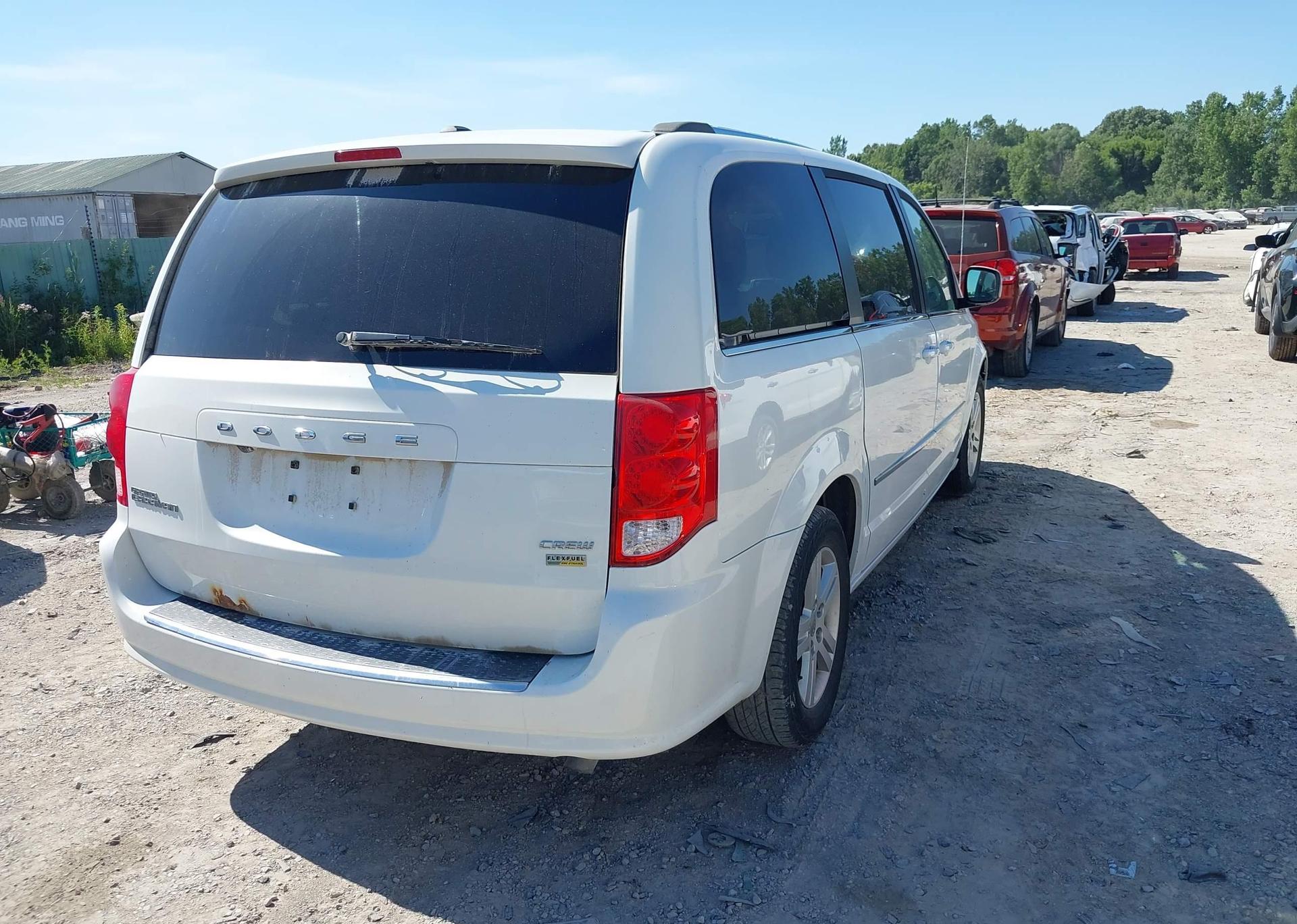 2016 DODGE GRAND CARAVAN CREW