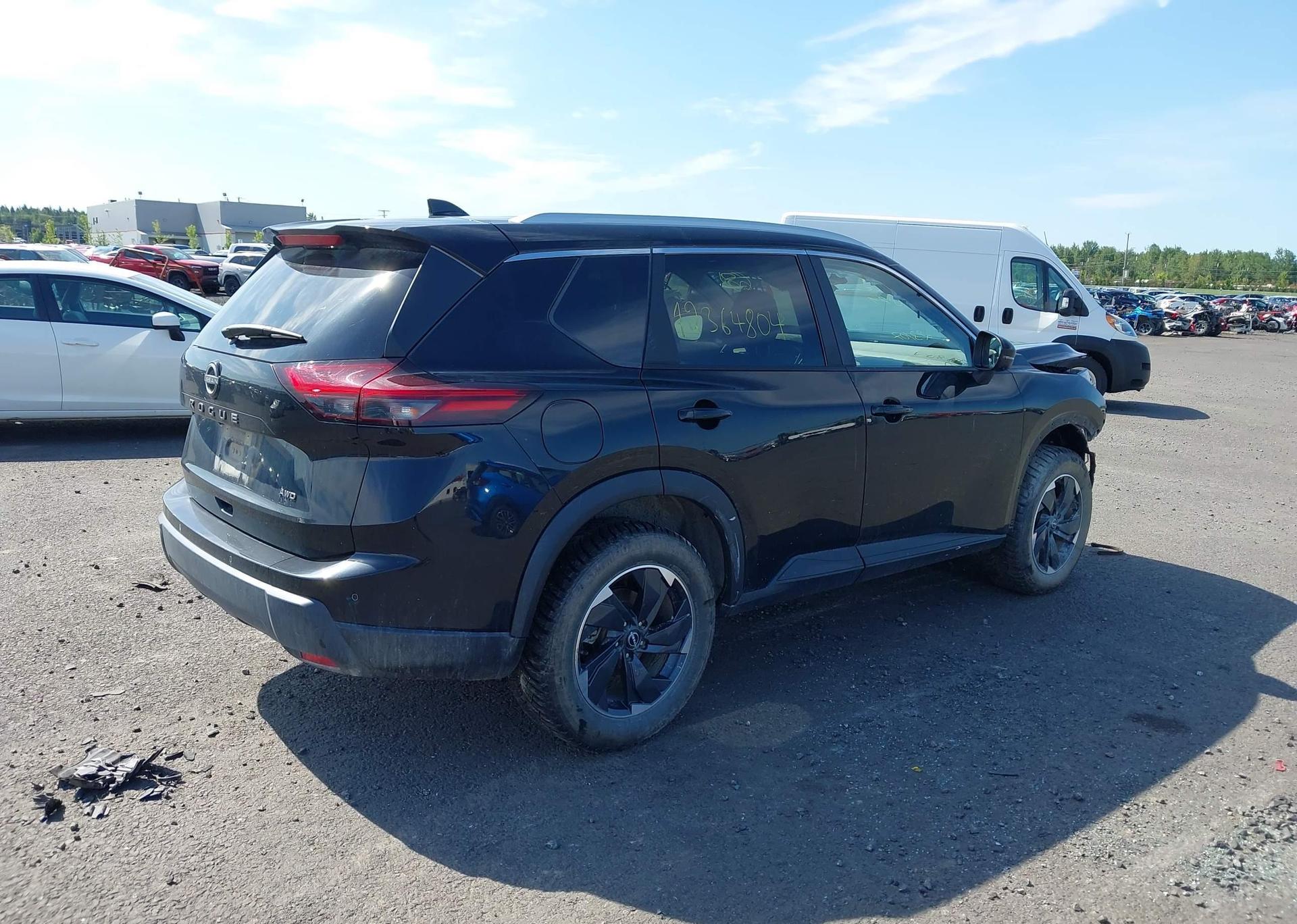 2025 NISSAN ROGUE SV