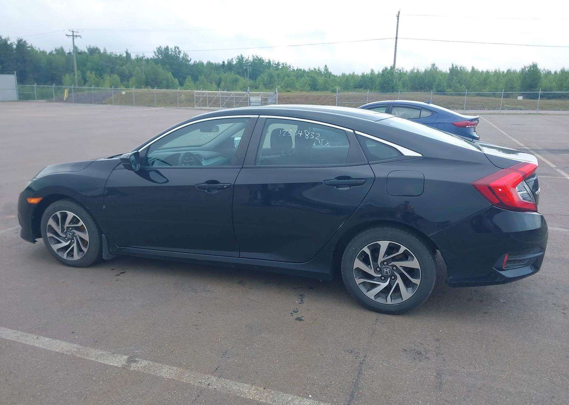 2016 HONDA CIVIC EX 4DR
