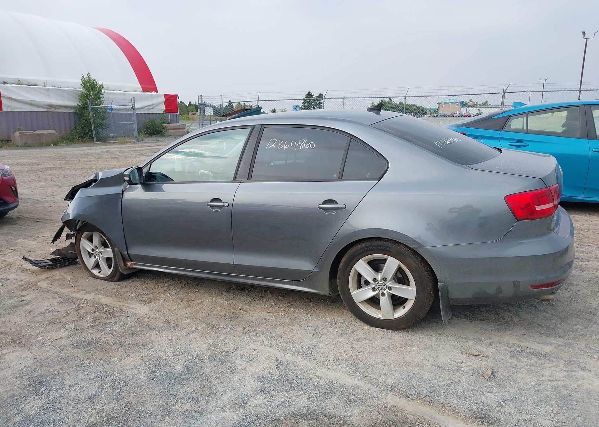 2015 VOLKSWAGEN JETTA SE