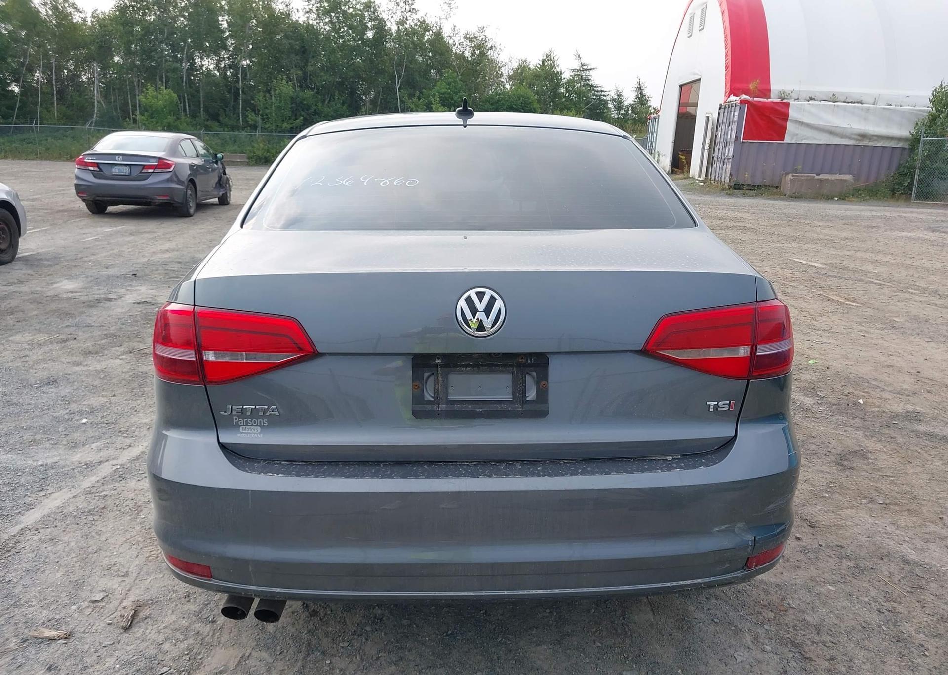 2015 VOLKSWAGEN JETTA SE