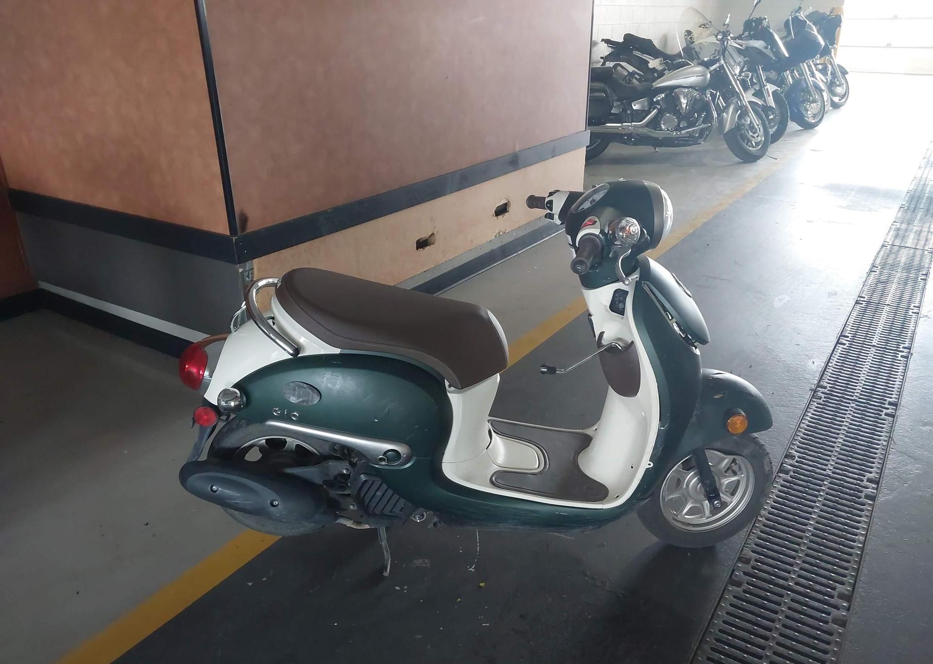 2023 HONDA NCW50 P