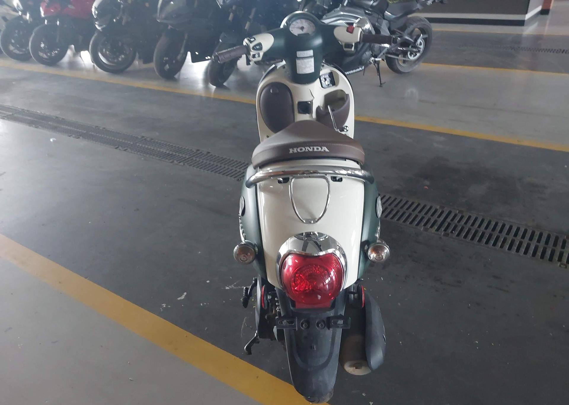2023 HONDA NCW50 P