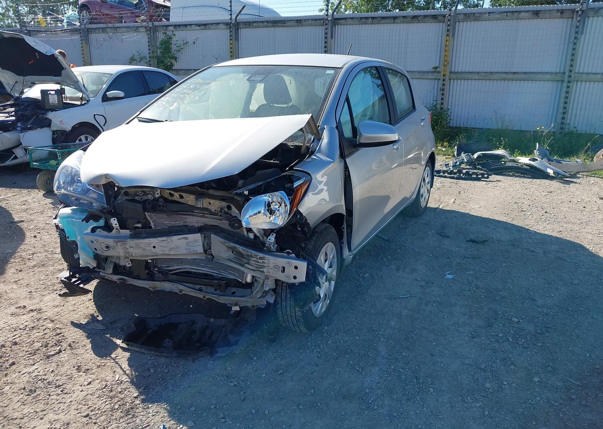 2019 TOYOTA YARIS LE