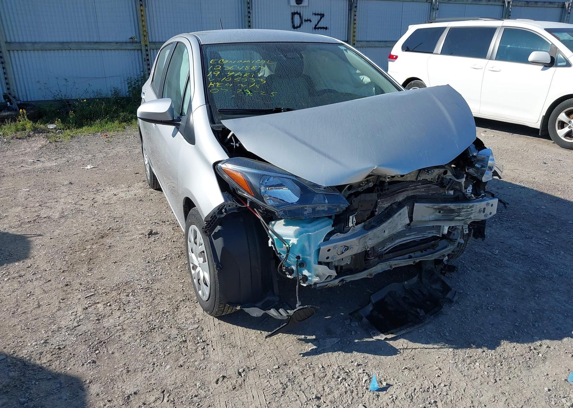 2019 TOYOTA YARIS LE