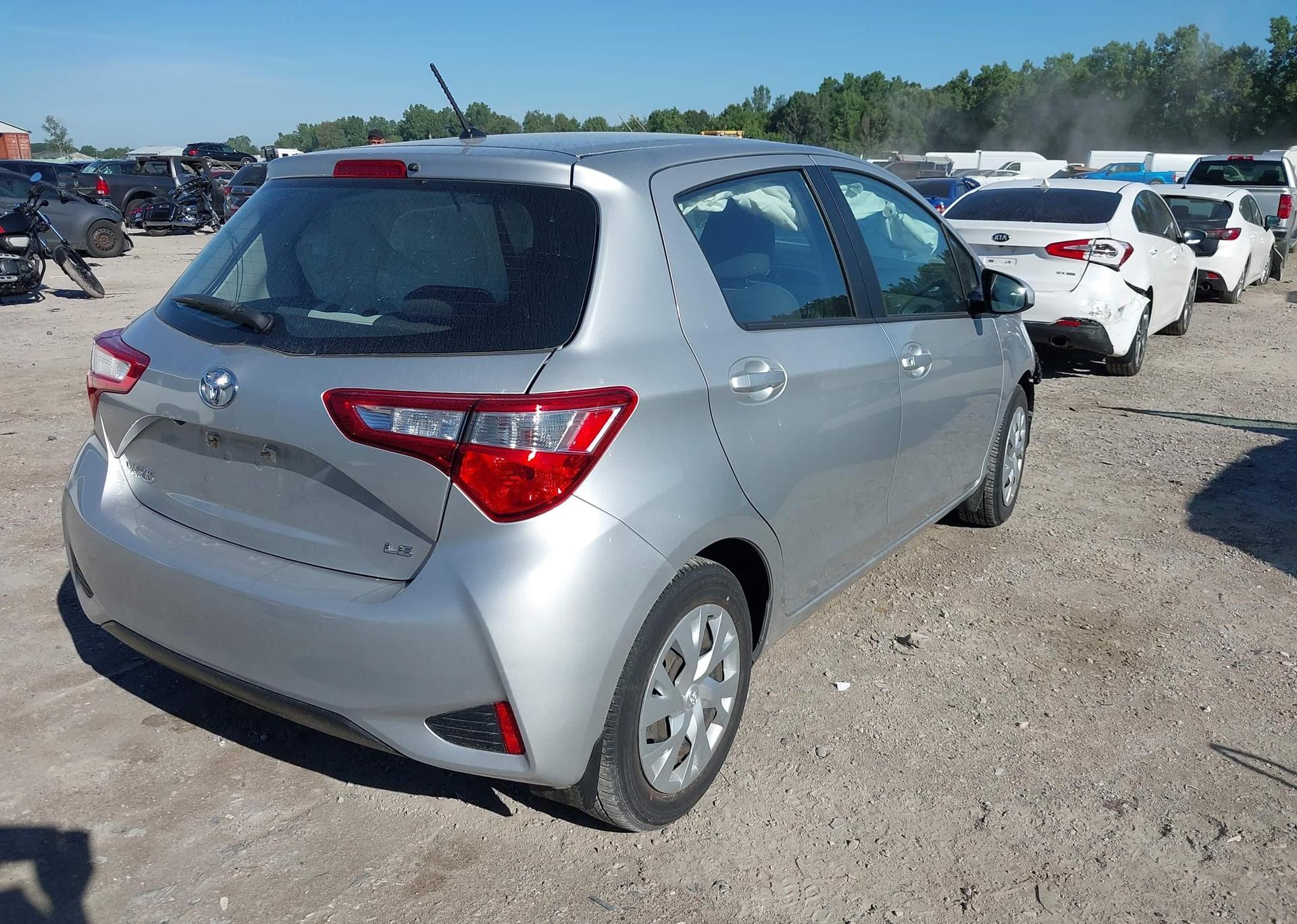 2019 TOYOTA YARIS LE