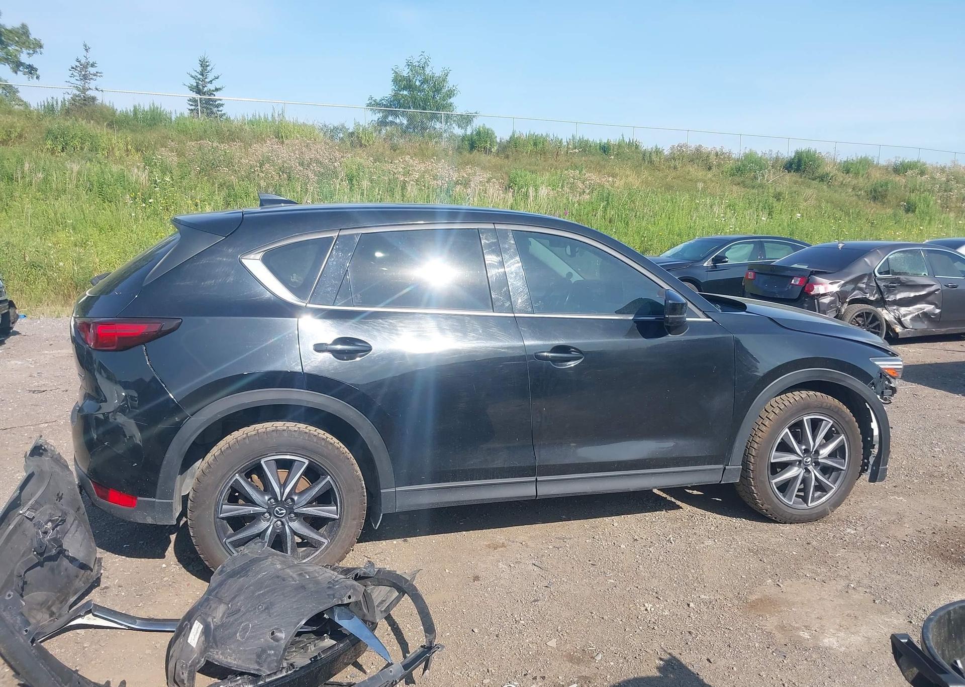 2017 MAZDA CX-5 GT