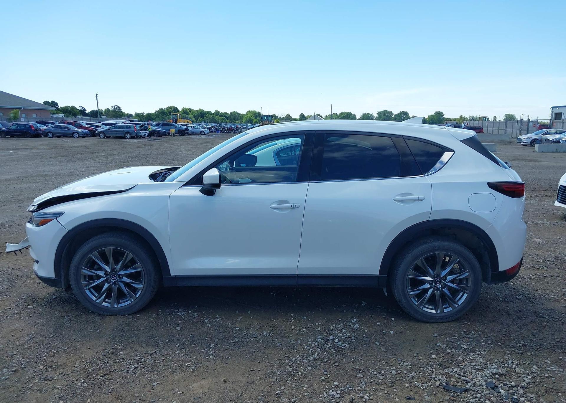 2021 MAZDA CX-5 SIGNATURE