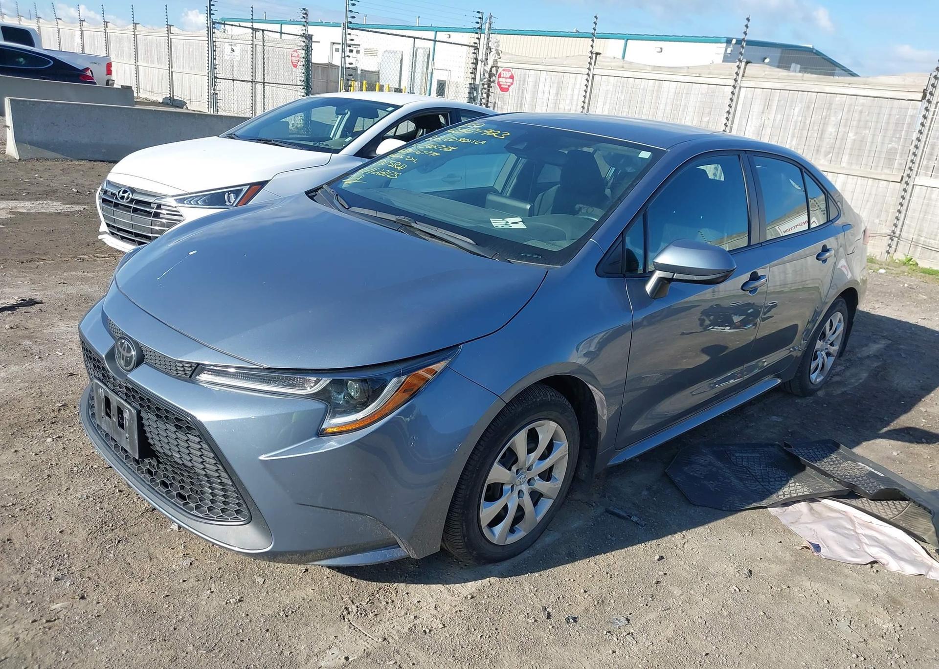 2022 TOYOTA COROLLA LE