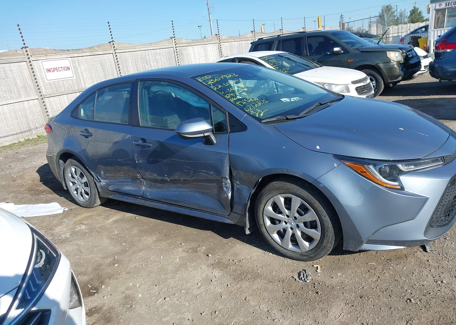 2022 TOYOTA COROLLA LE