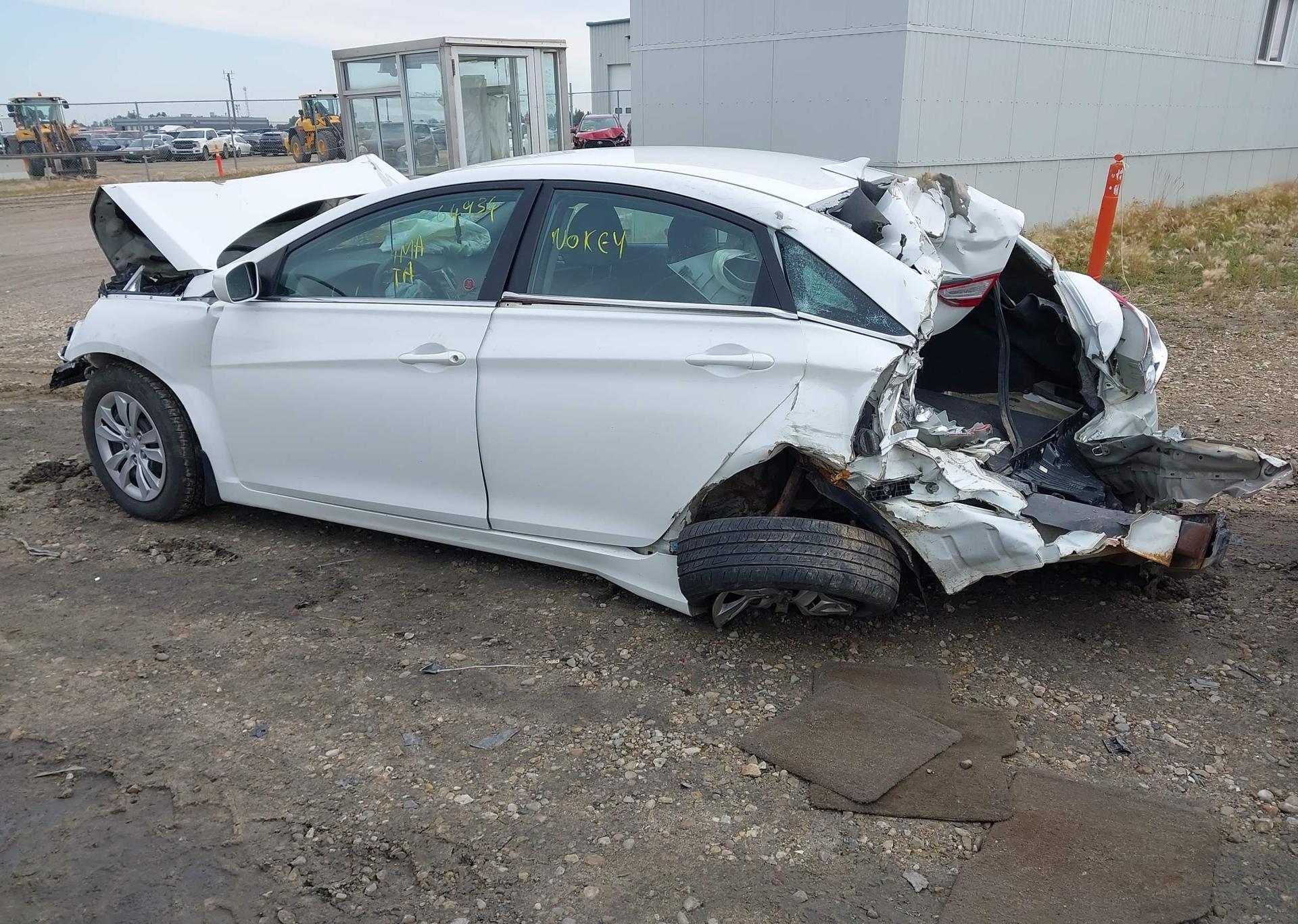 2011 HYUNDAI SONATA GLS