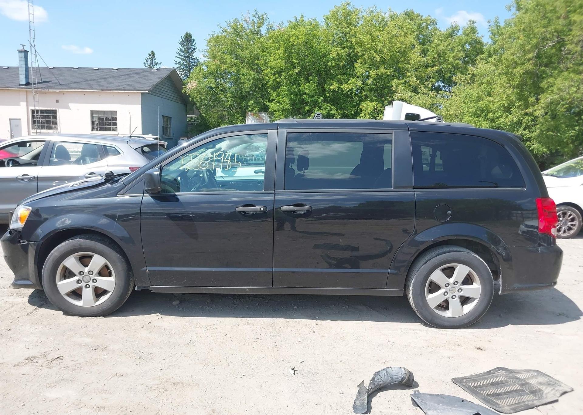 2018 DODGE GRAND CARAVAN SE