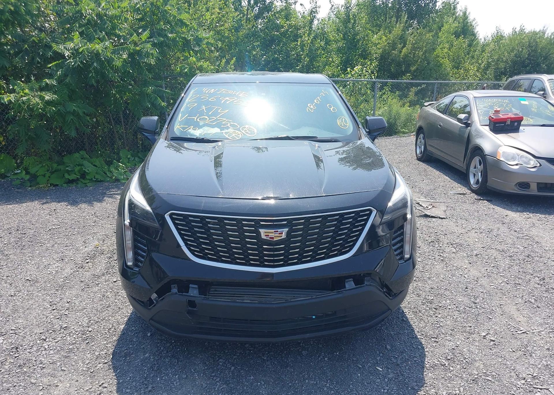 2019 CADILLAC XT4 LUXURY