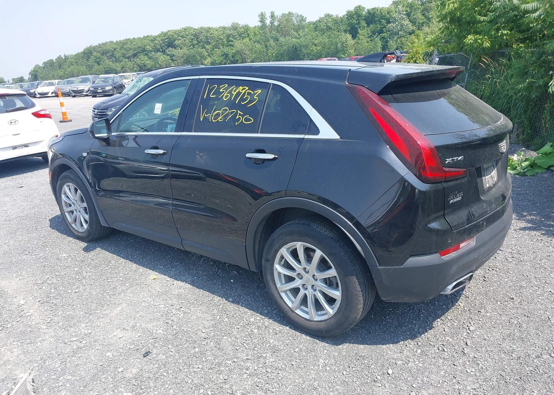 2019 CADILLAC XT4 LUXURY