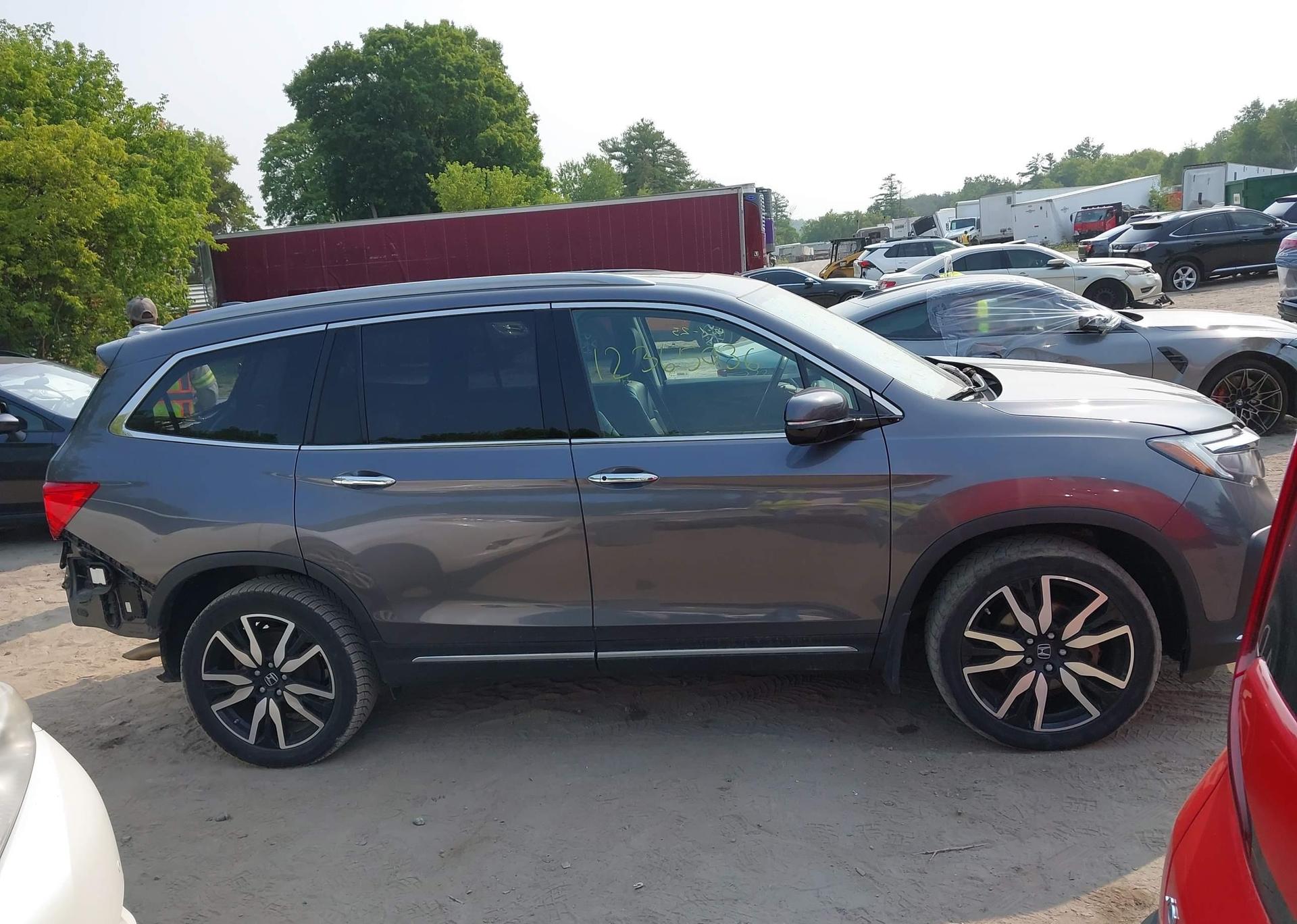 2022 HONDA PILOT TOURING