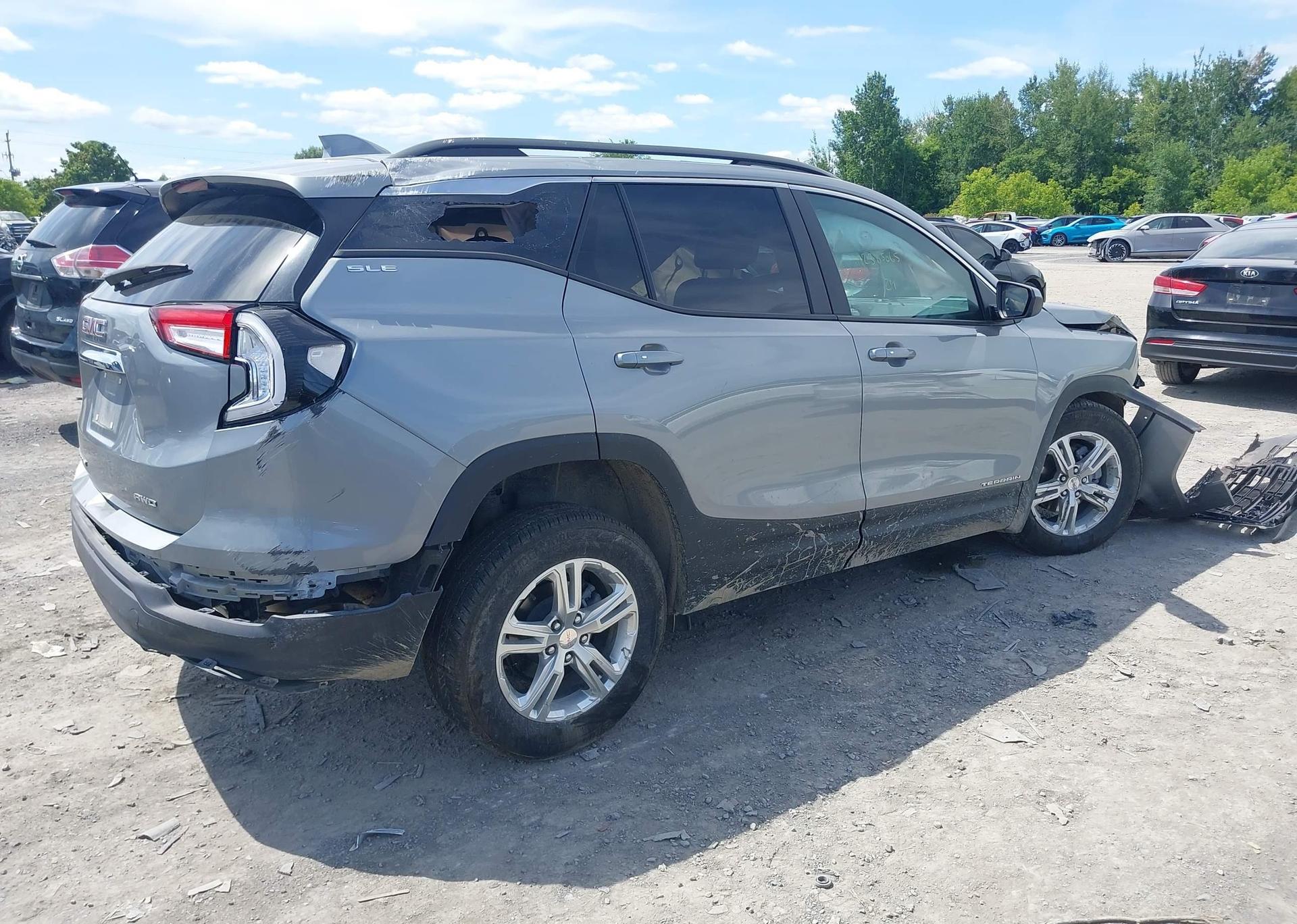 2024 GMC TERRAIN SLE