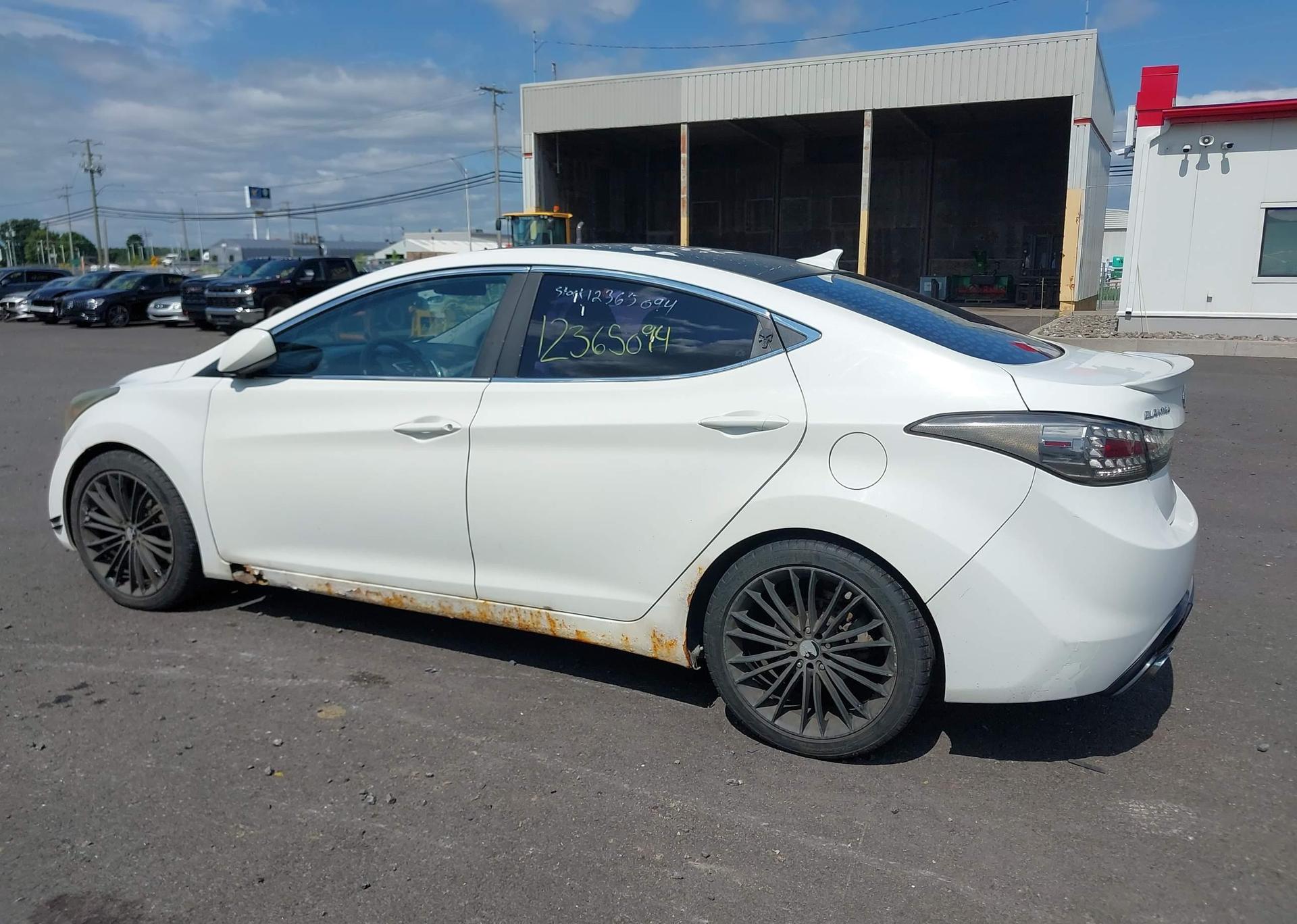 2012 HYUNDAI ELANTRA GLS