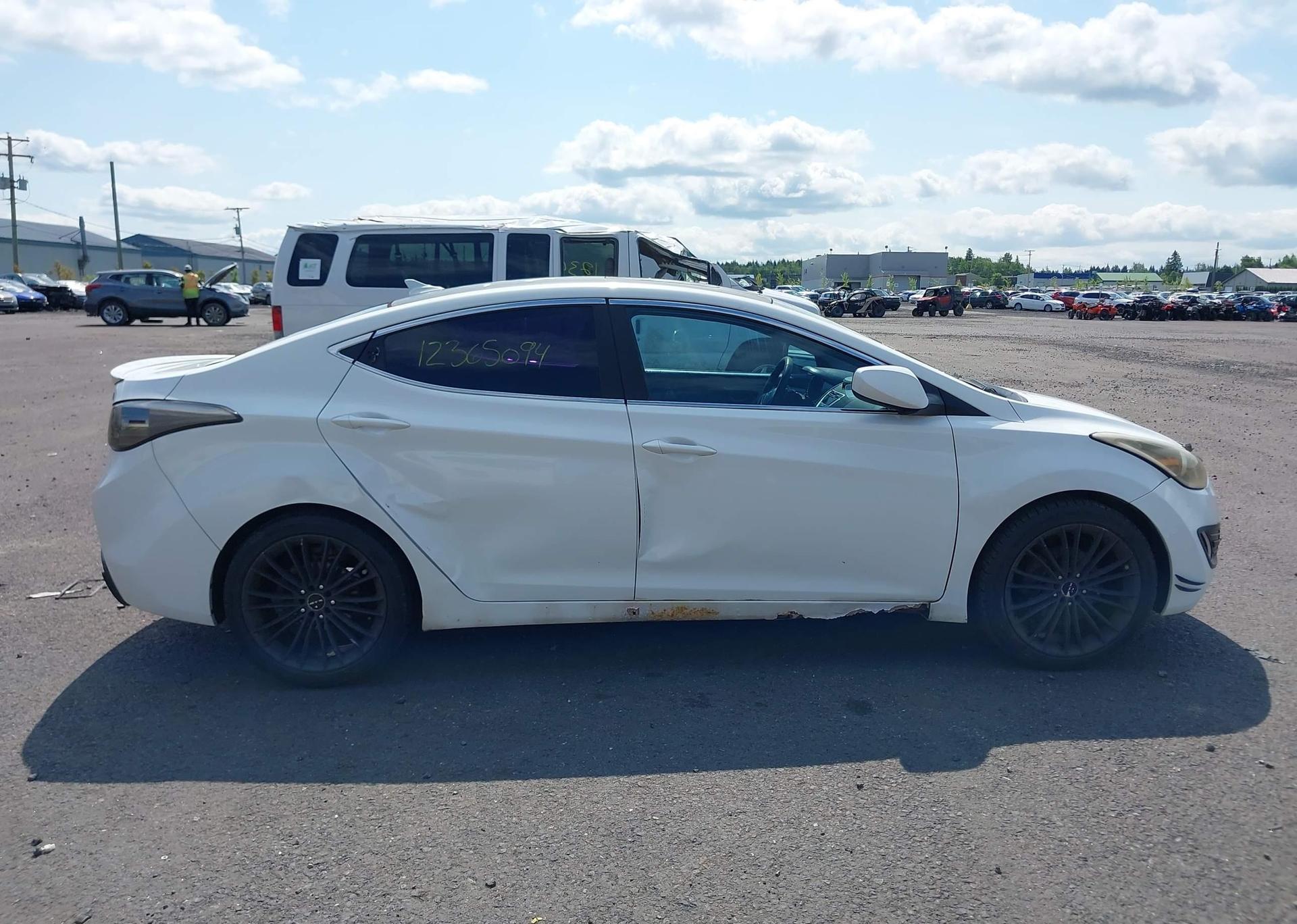 2012 HYUNDAI ELANTRA GLS
