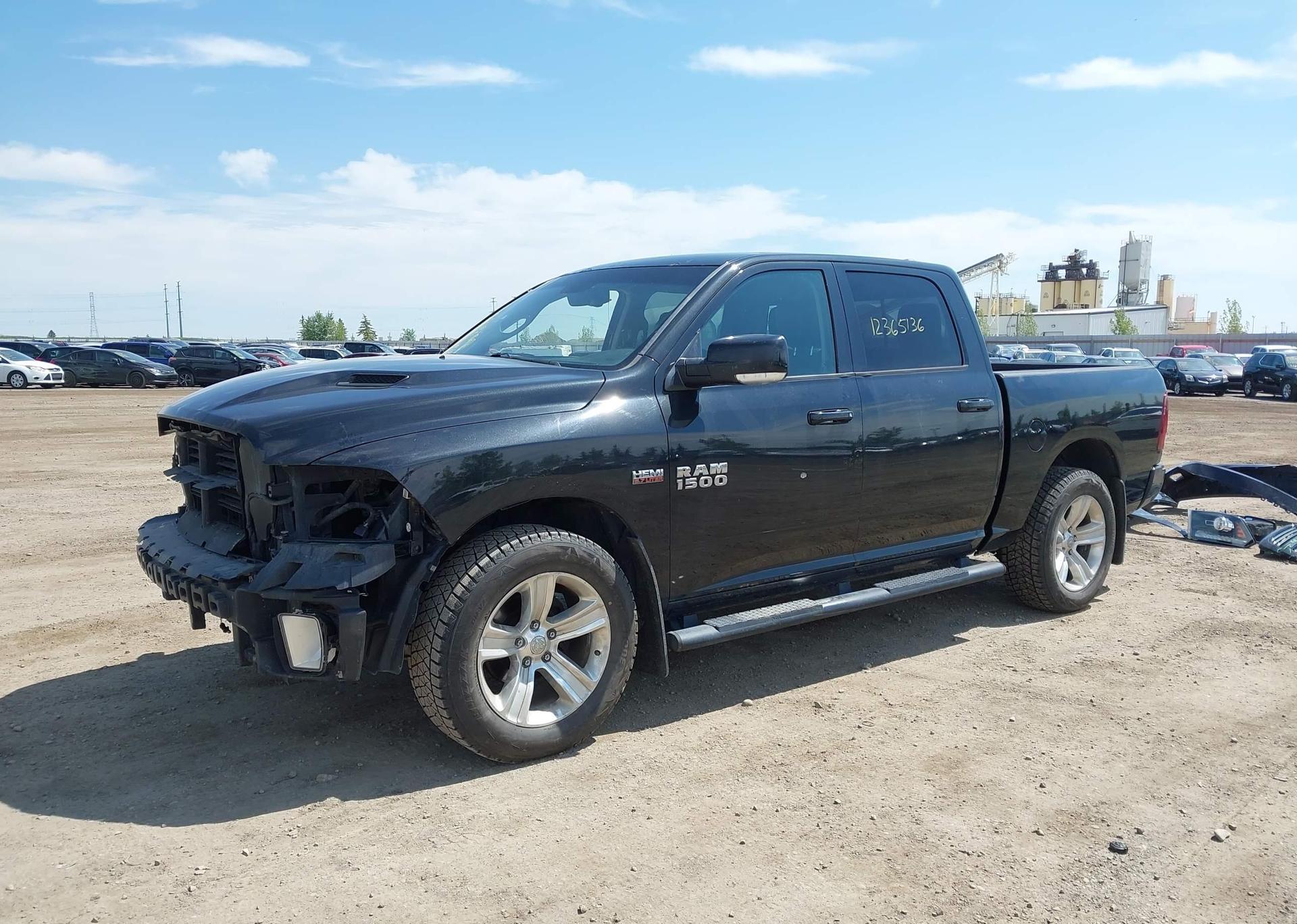 2016 RAM 1500 SPORT