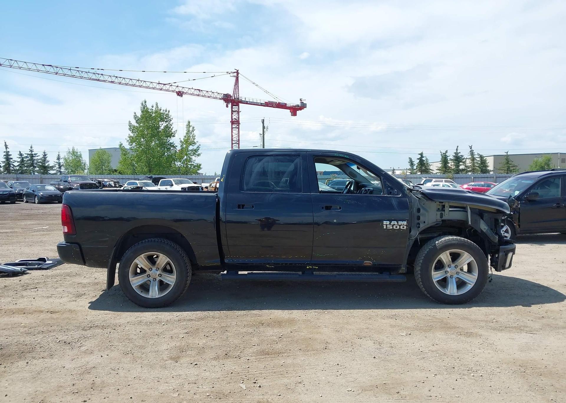 2016 RAM 1500 SPORT