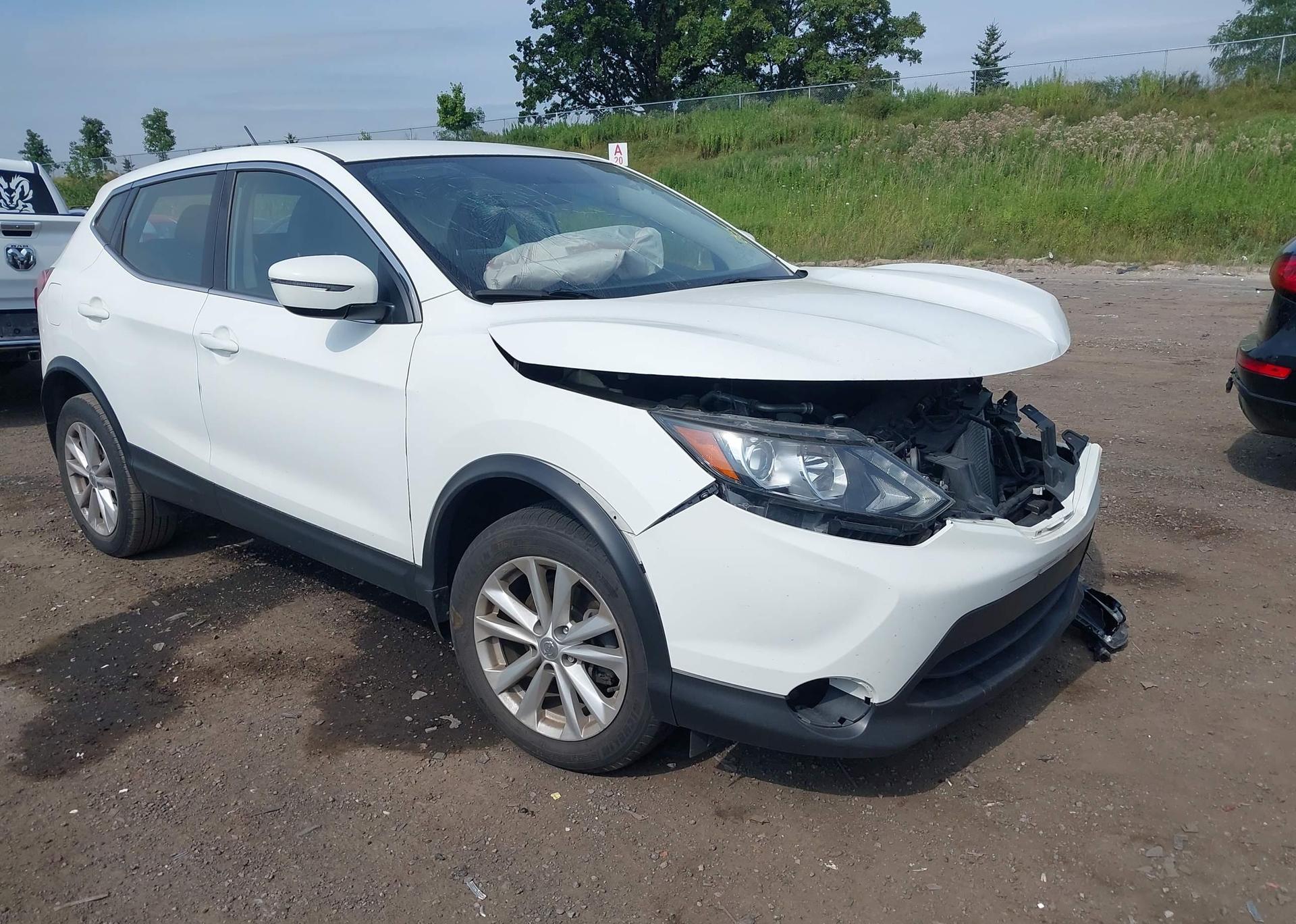 2018 NISSAN QASHQAI S