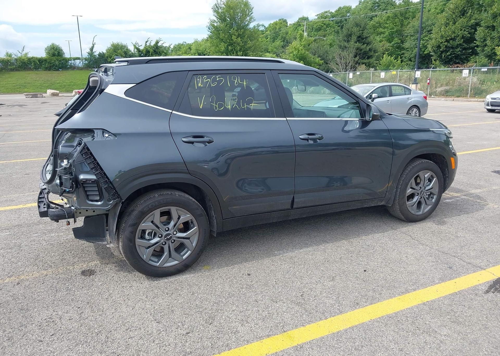 2025 KIA SELTOS S