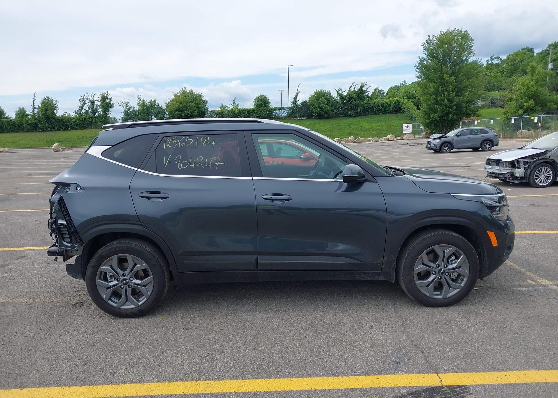 2025 KIA SELTOS S
