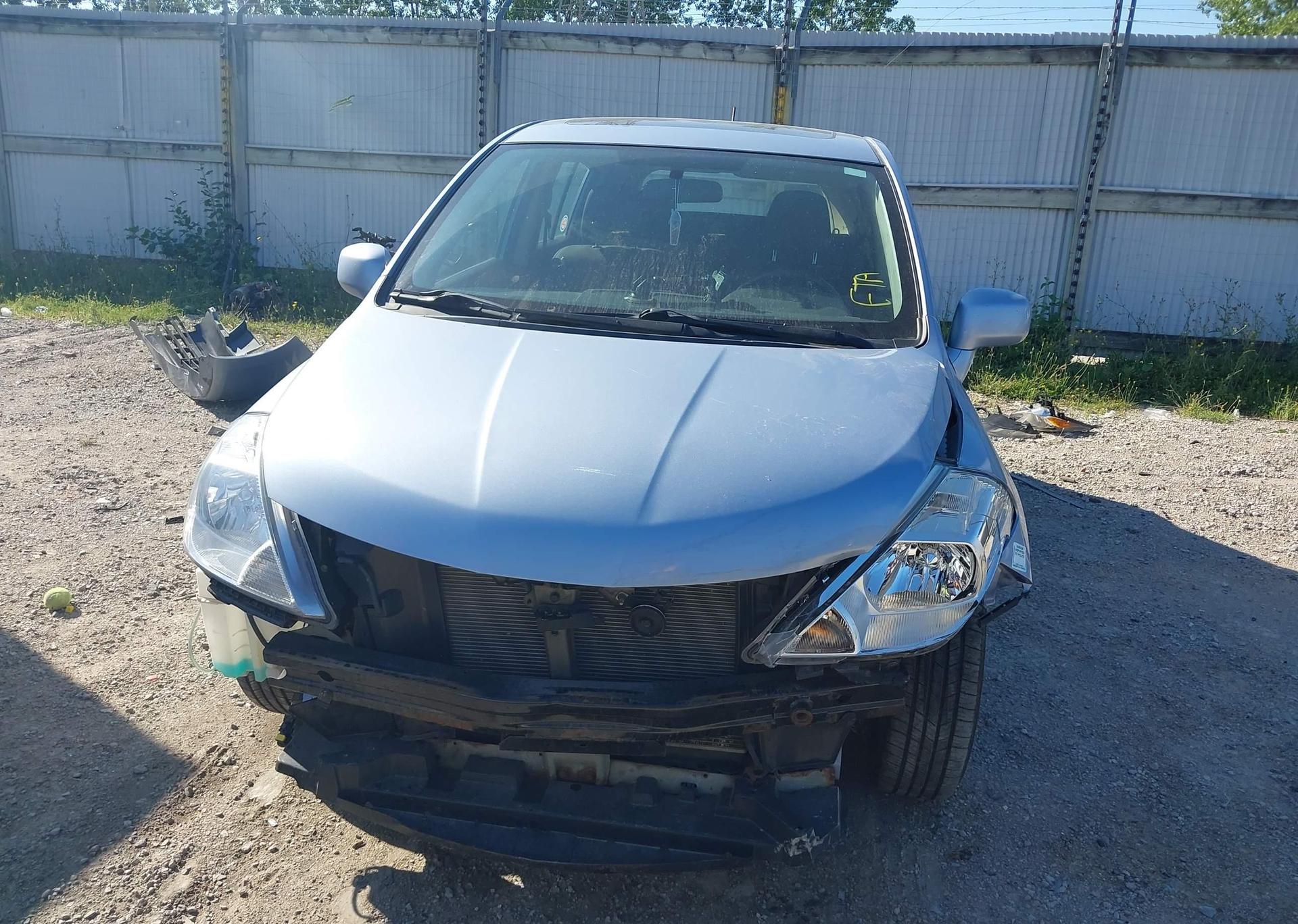 2009 NISSAN VERSA S