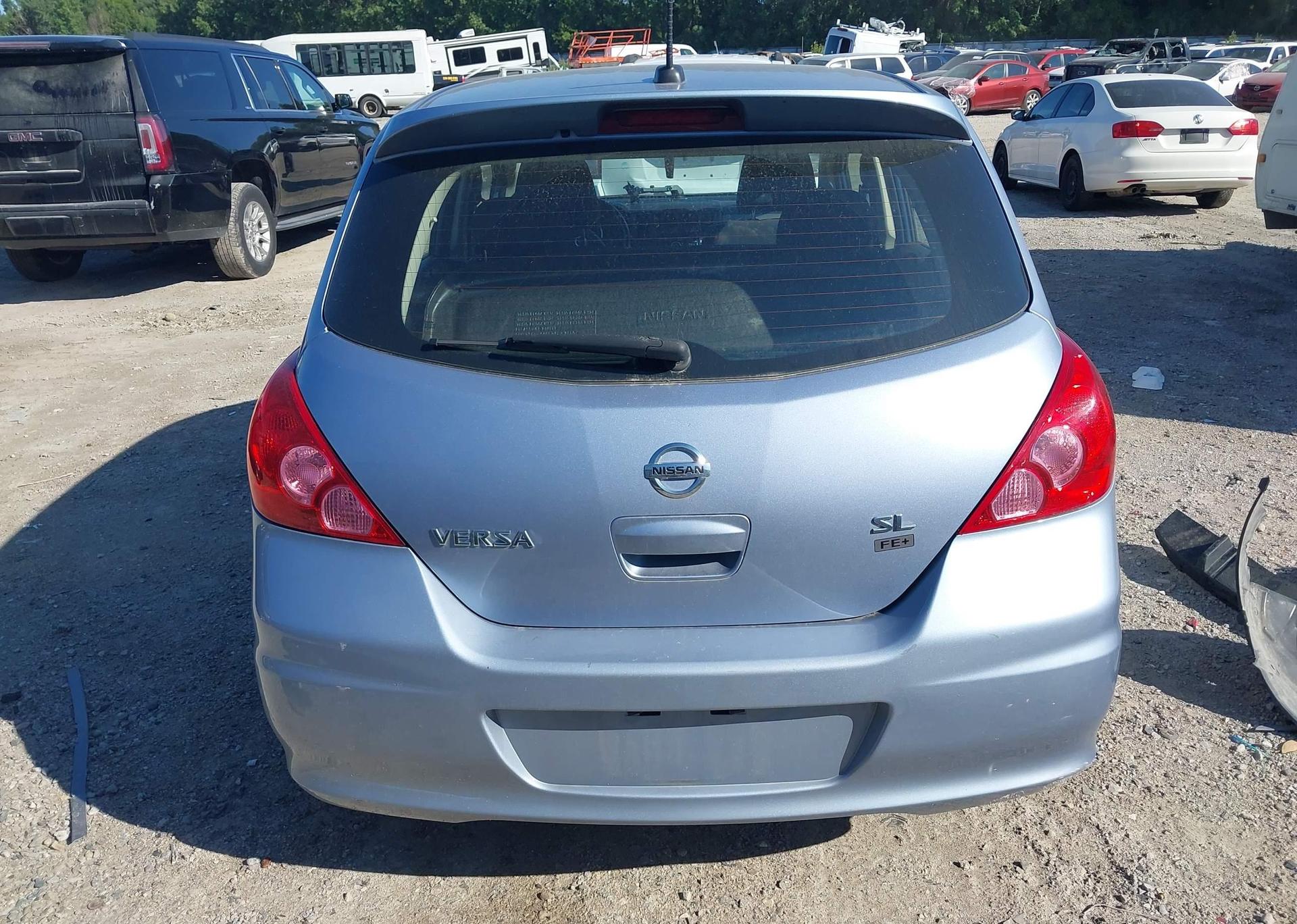 2009 NISSAN VERSA S