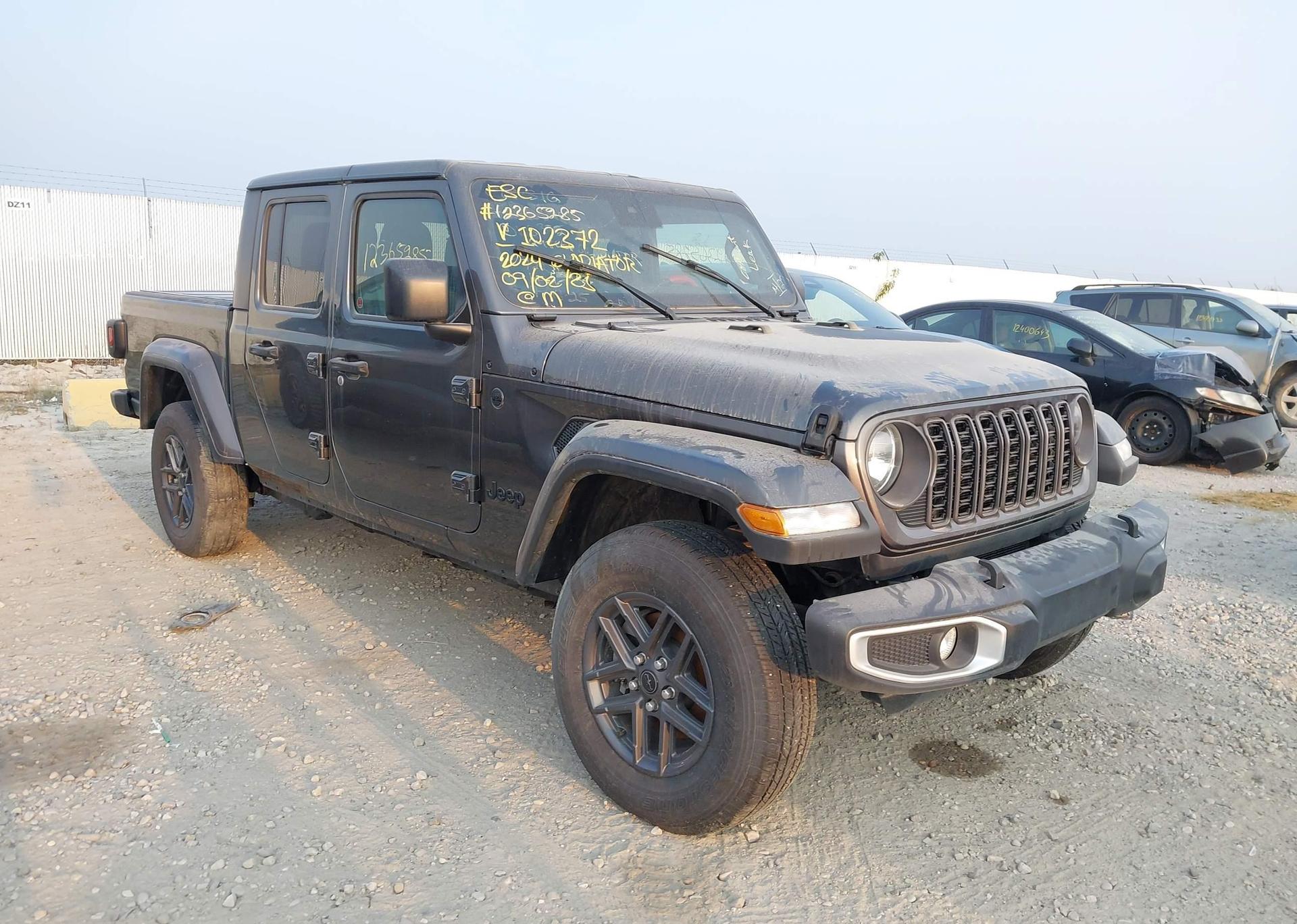 2024 JEEP GLADIATOR SPORT