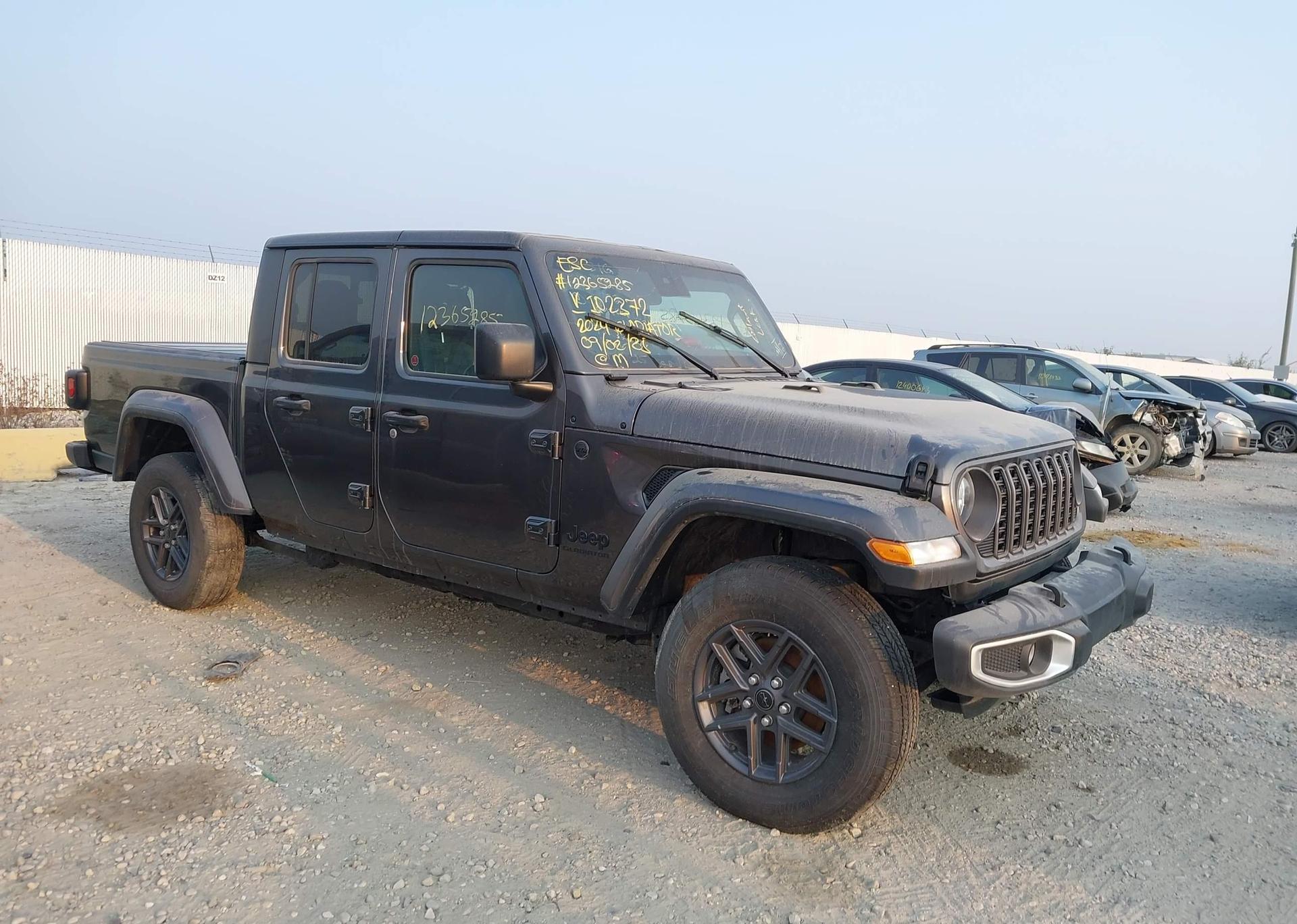 2024 JEEP GLADIATOR SPORT
