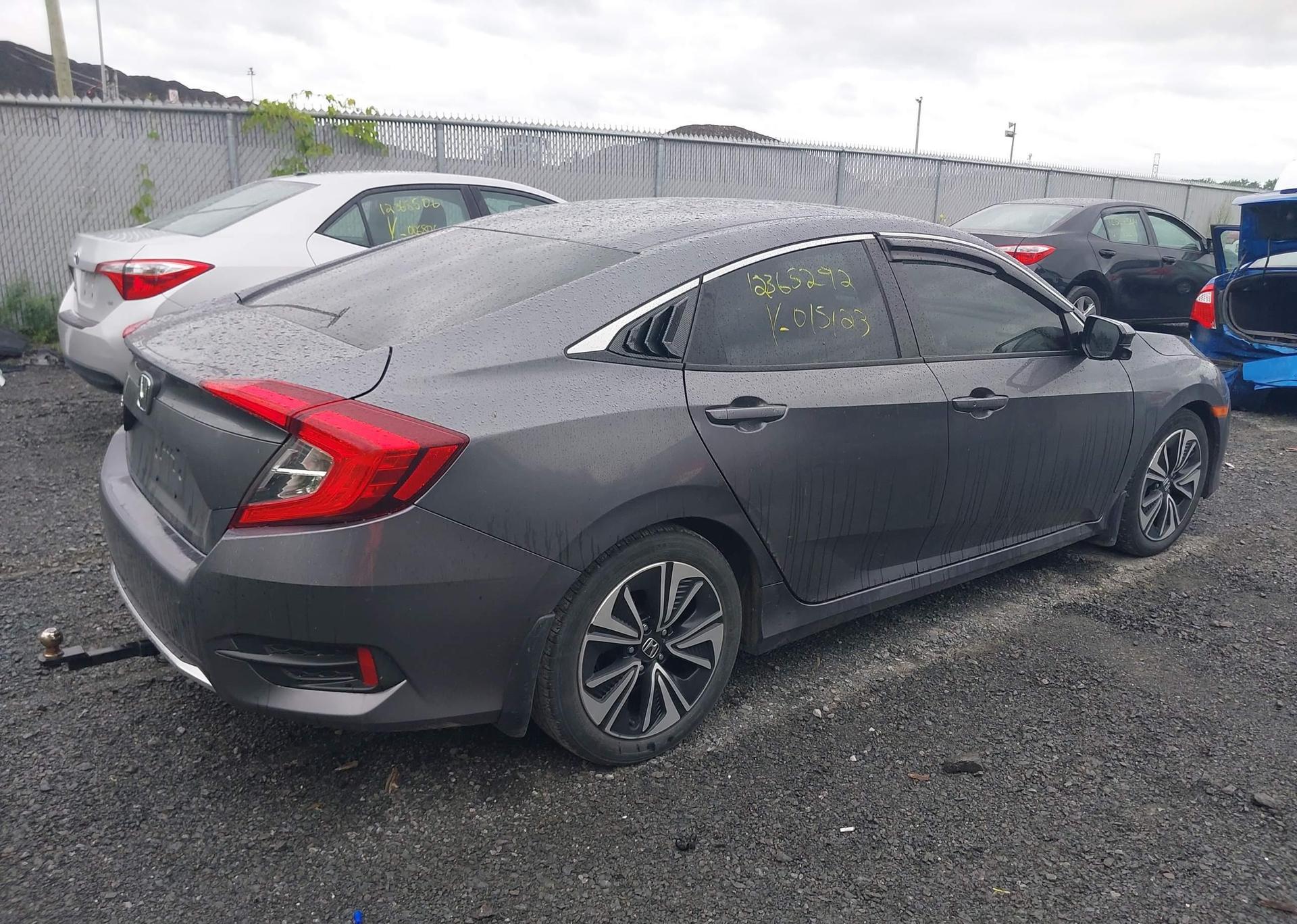 2016 HONDA CIVIC EX