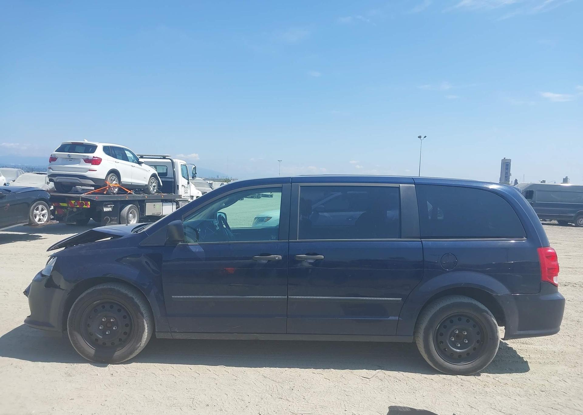 2015 DODGE GRAND CARAVAN SE