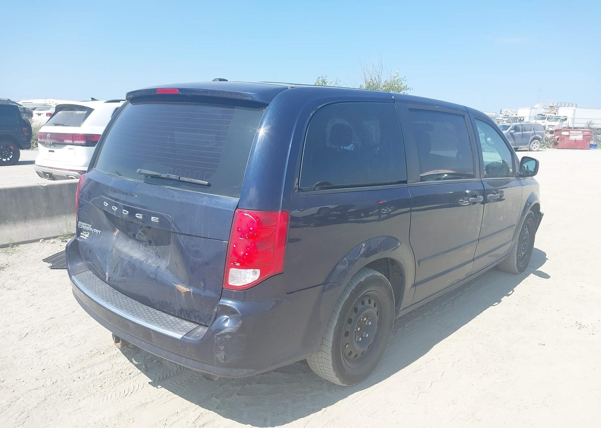 2015 DODGE GRAND CARAVAN SE