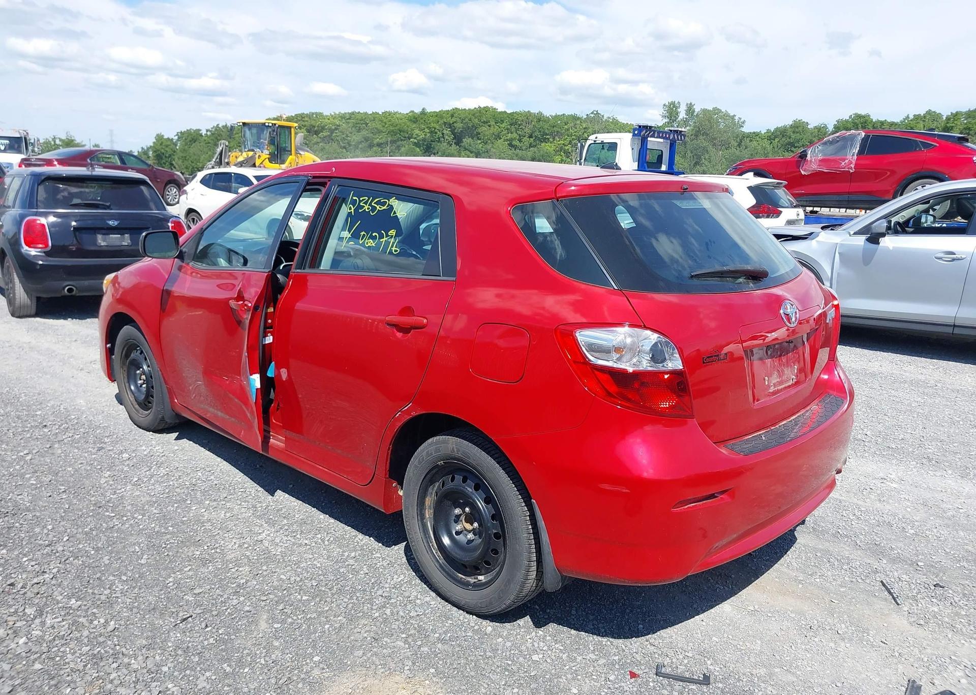2013 TOYOTA MATRIX