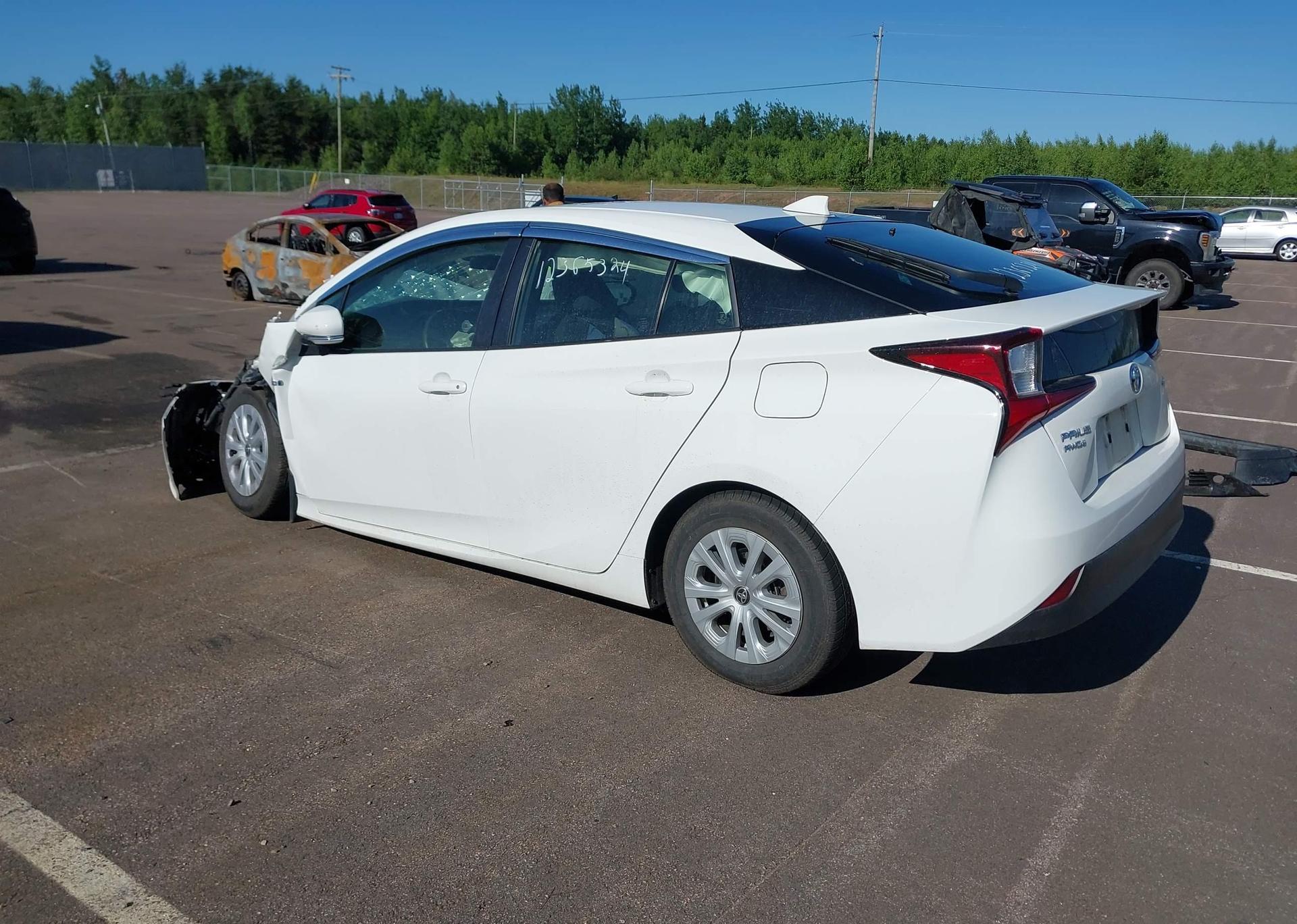 2022 TOYOTA PRIUS