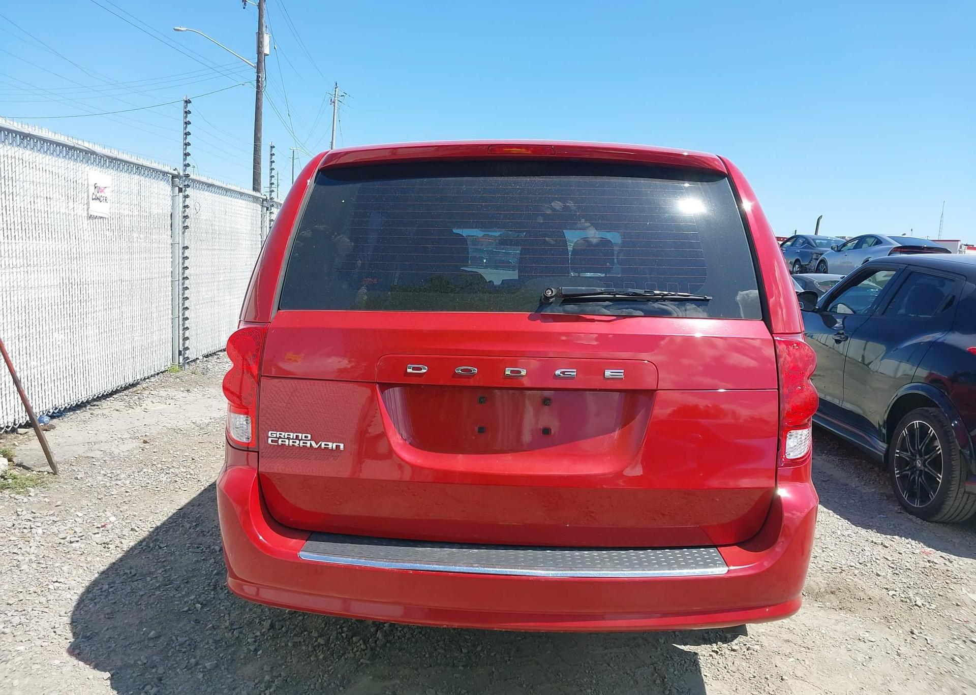 2016 DODGE GRAND CARAVAN SE