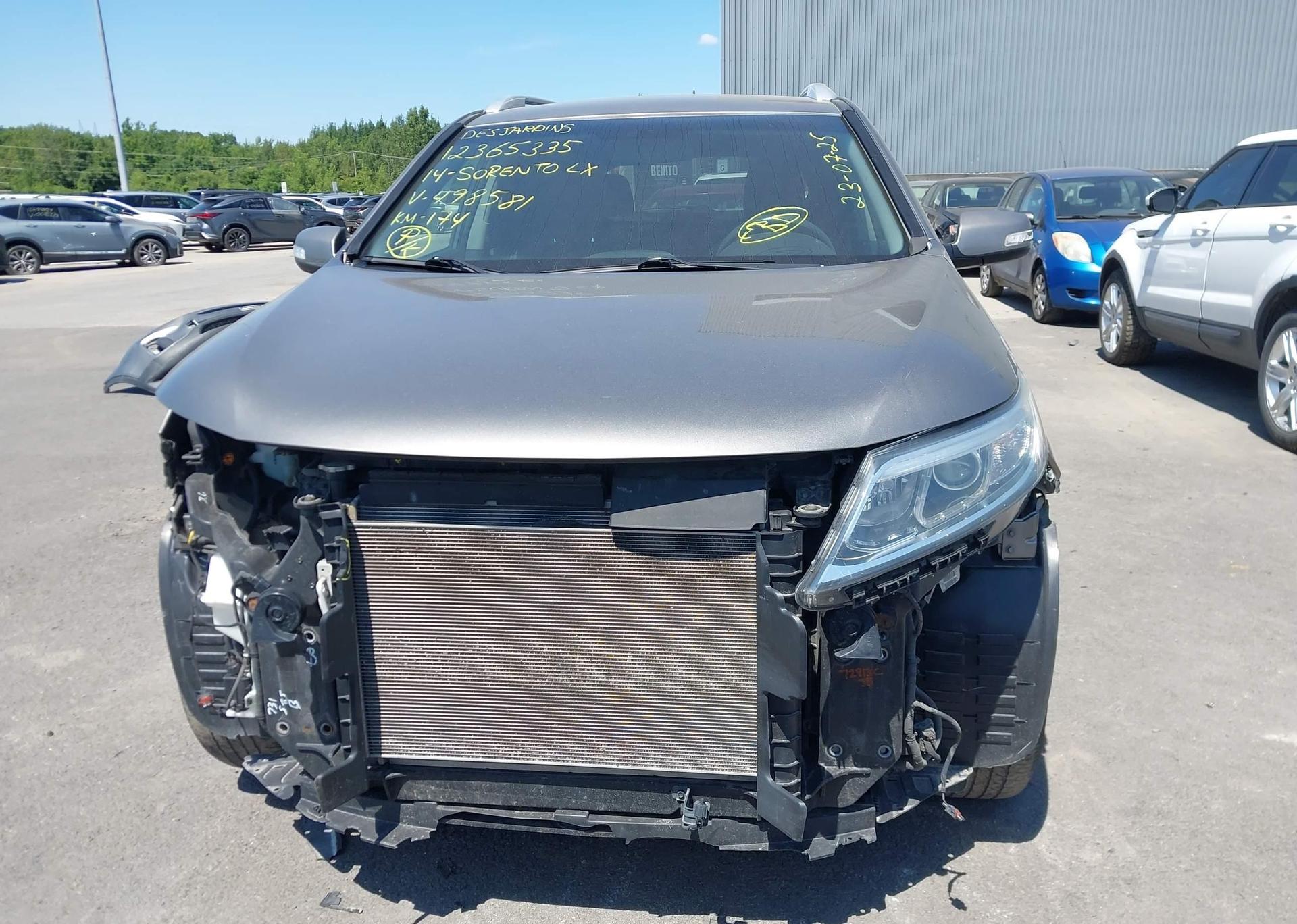 2014 MITSUBISHI RVR SE