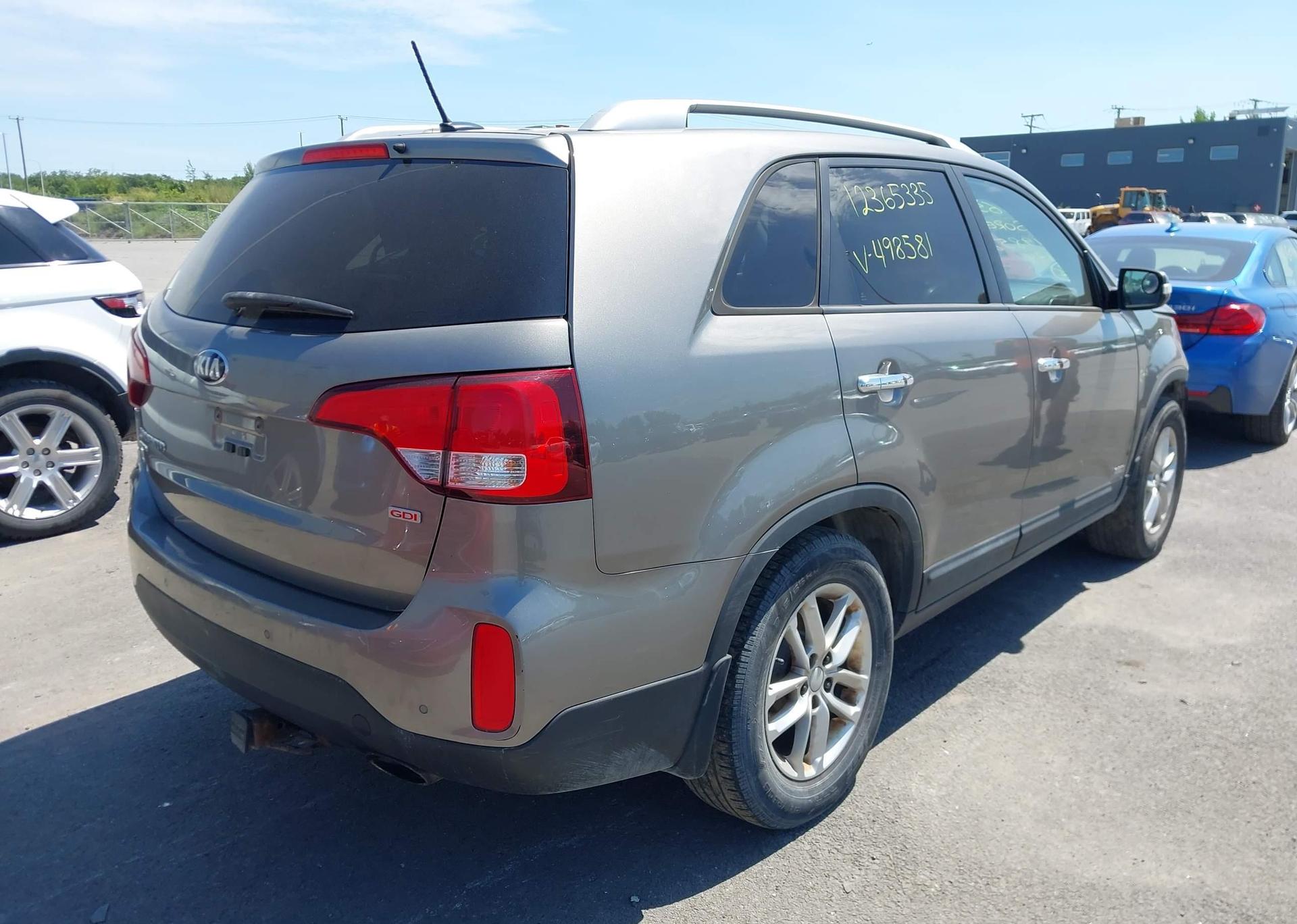 2014 MITSUBISHI RVR SE