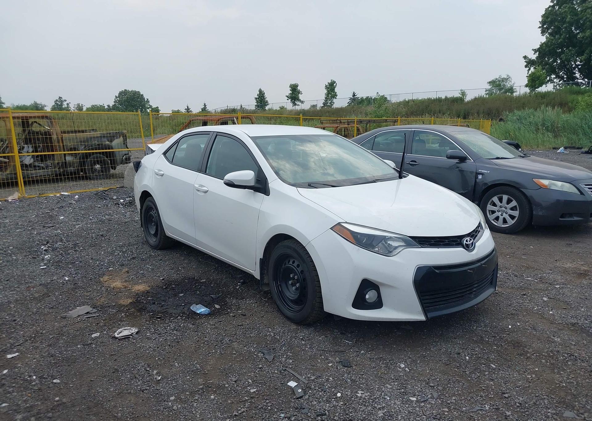 2016 TOYOTA COROLLA S