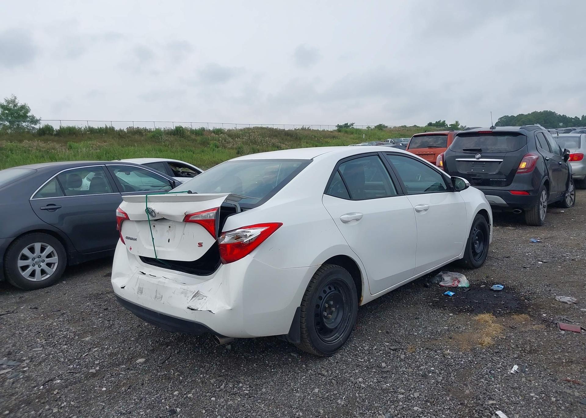 2016 TOYOTA COROLLA S