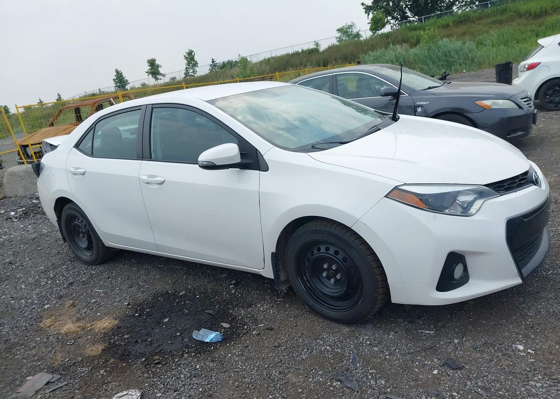 2016 TOYOTA COROLLA S