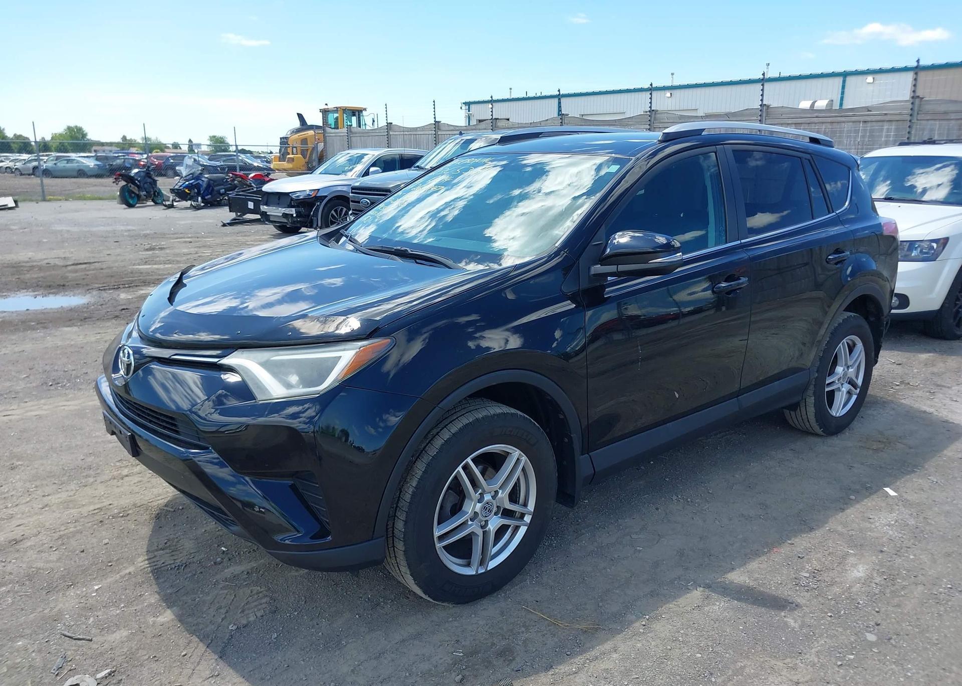 2016 TOYOTA RAV4 LE