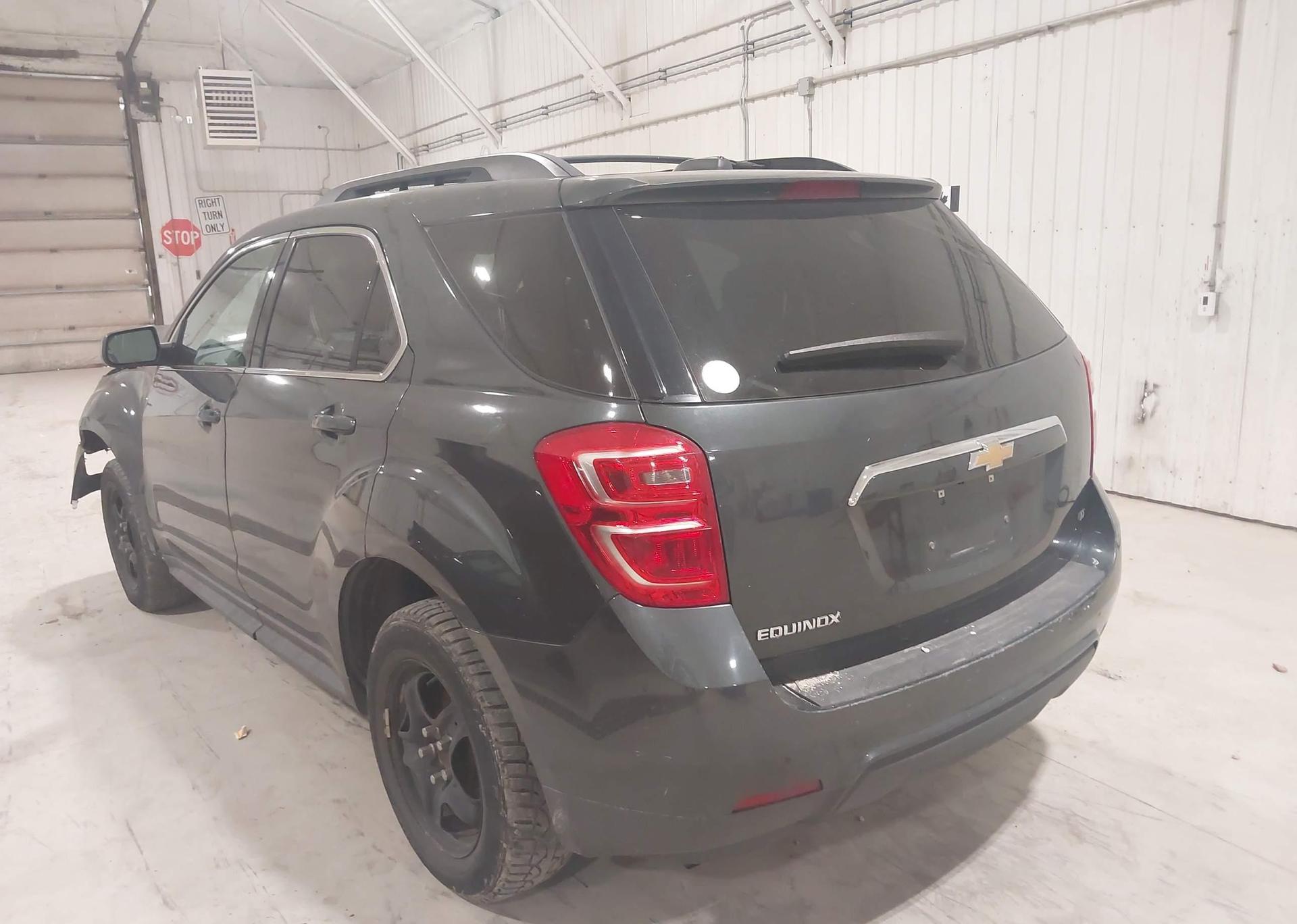 2017 CHEVROLET EQUINOX LT
