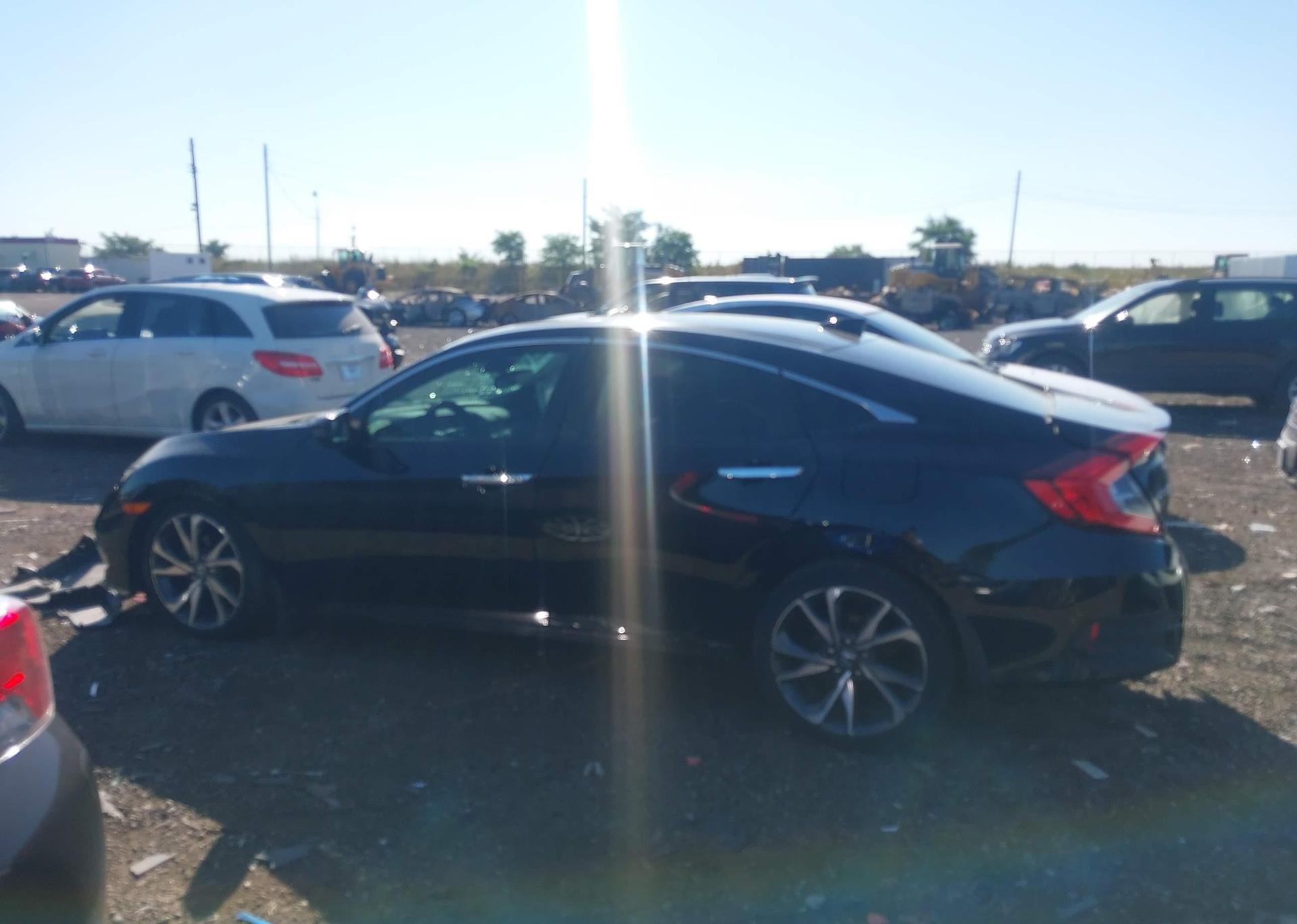 2019 HONDA Civic touring