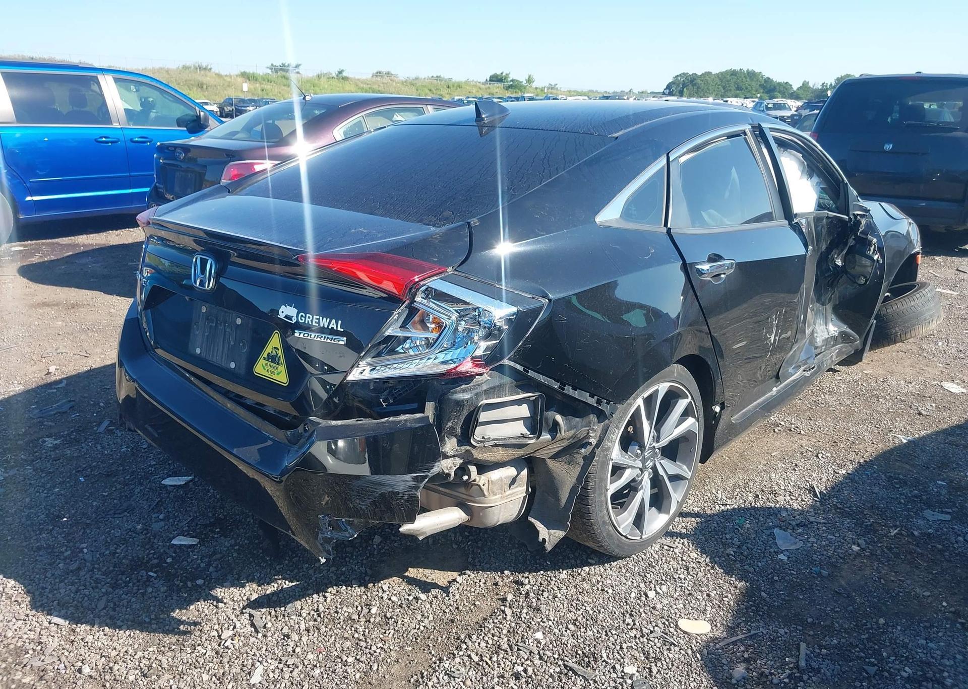 2019 HONDA Civic touring