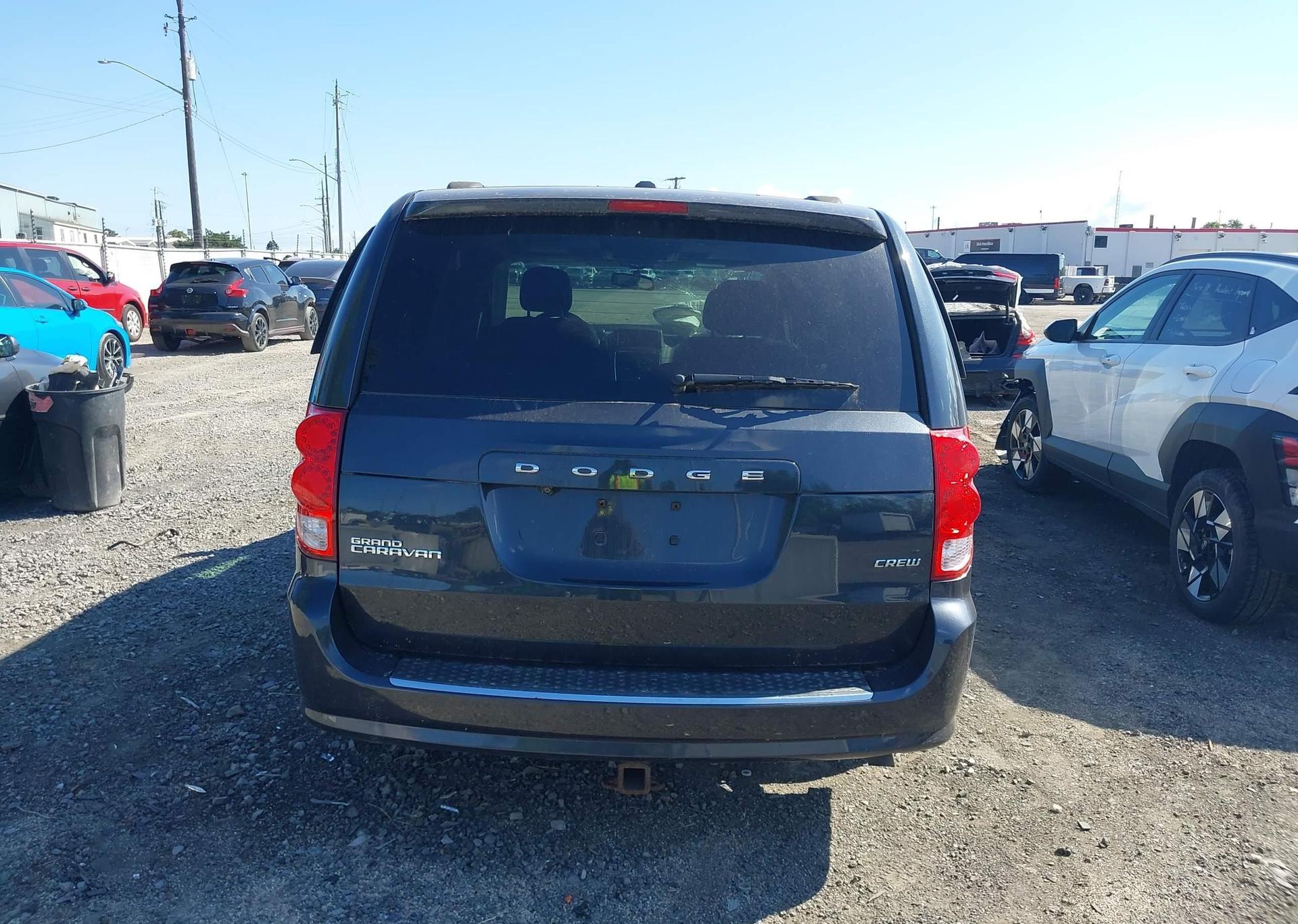 2014 DODGE GRAND CARAVAN CREW