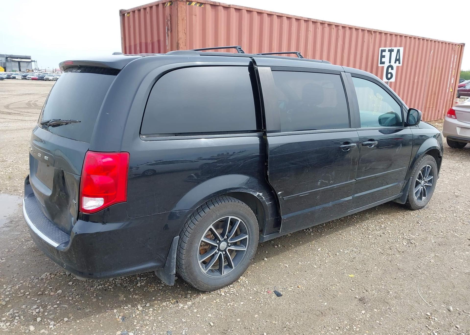 2017 DODGE GRAND CARAVAN GT