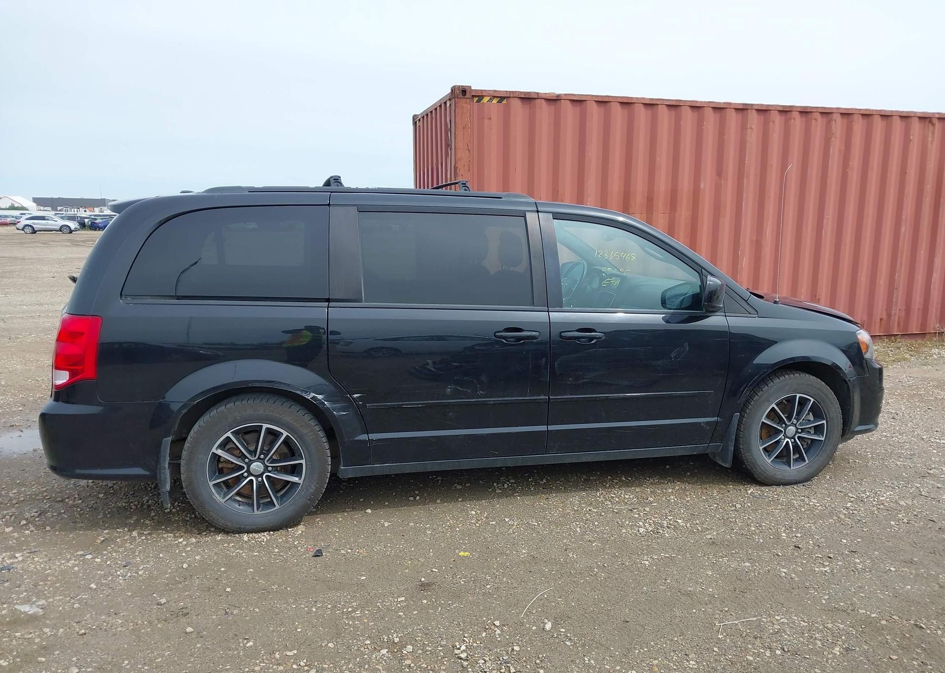 2017 DODGE GRAND CARAVAN GT