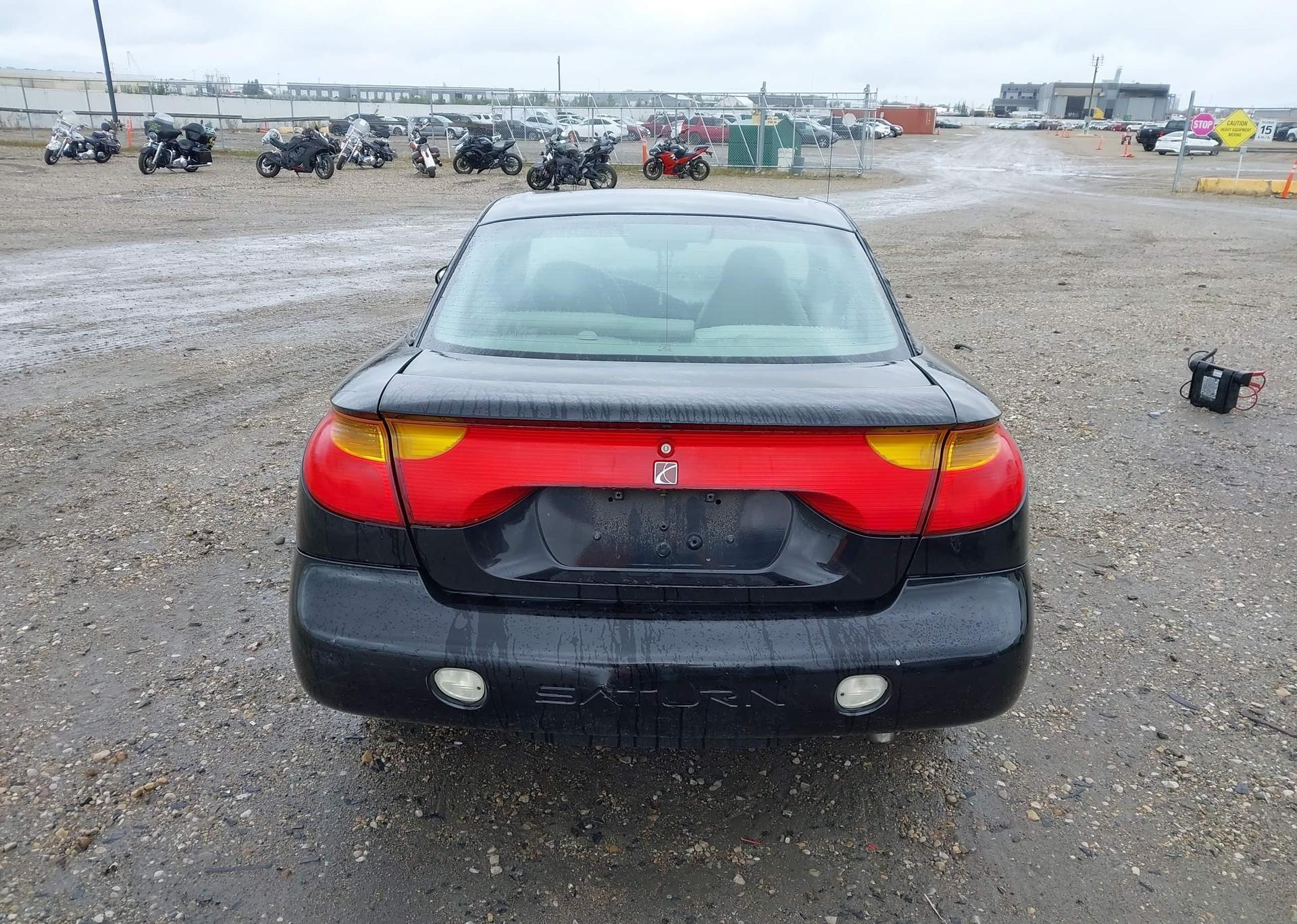 2001 SATURN SC1 VALUE PKG. 1SN
